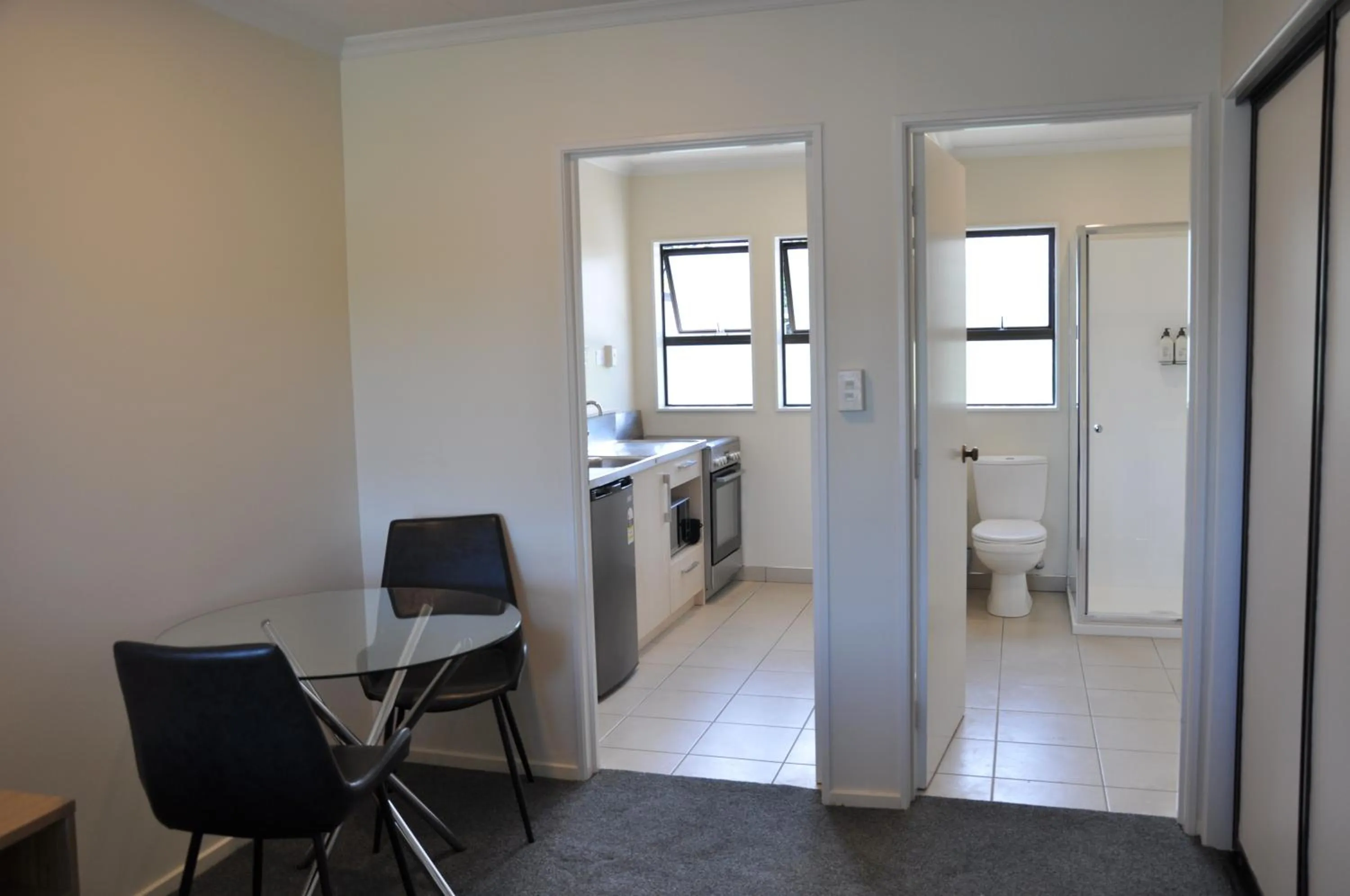 Bathroom in Balmoral Motel