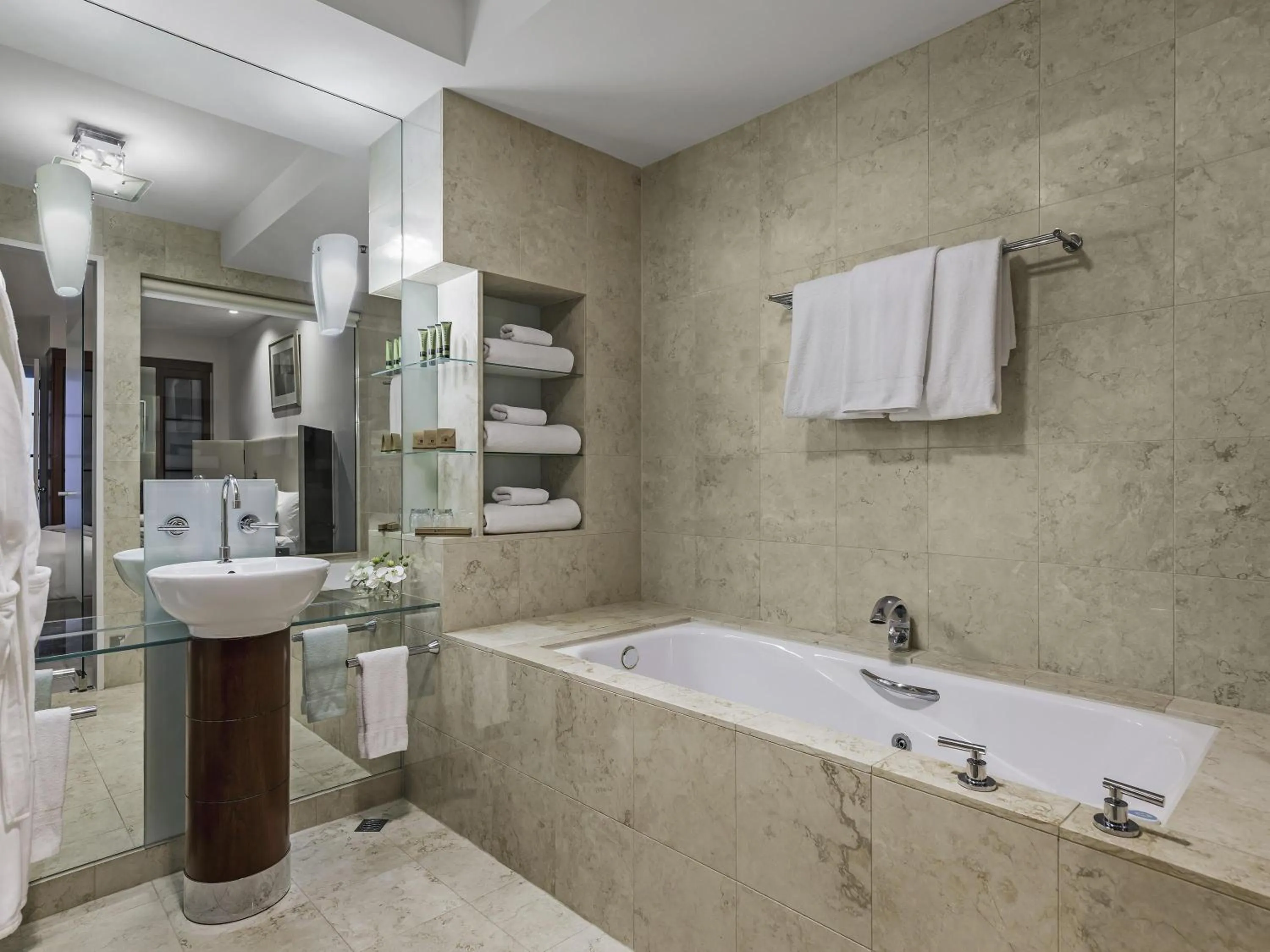 Bedroom in Peppers Waymouth Hotel