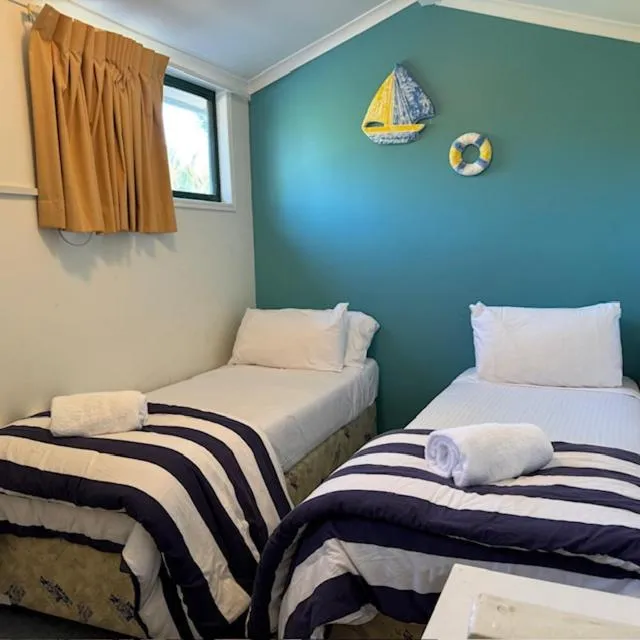Bed in Noosa Keys Apartments
