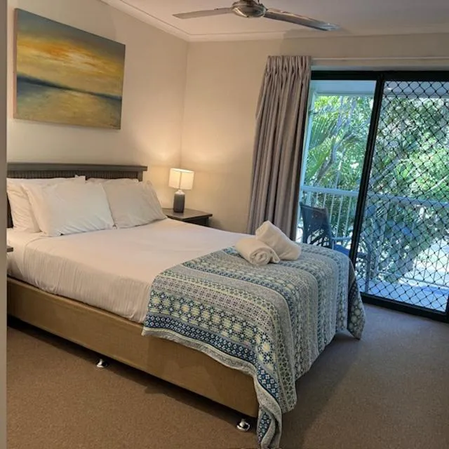 Bed in Noosa Keys Apartments