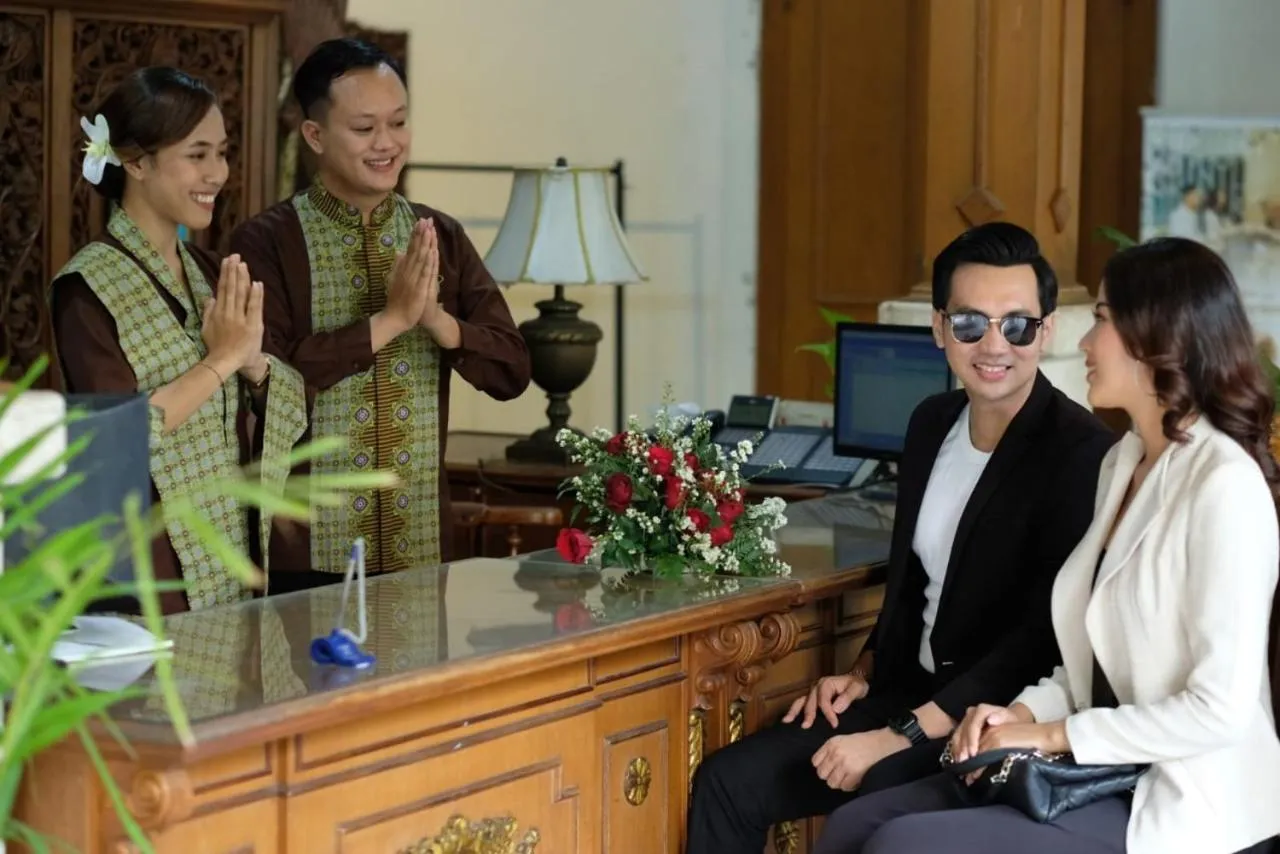 Lobby or reception in Kusuma Sahid Prince Hotel Solo