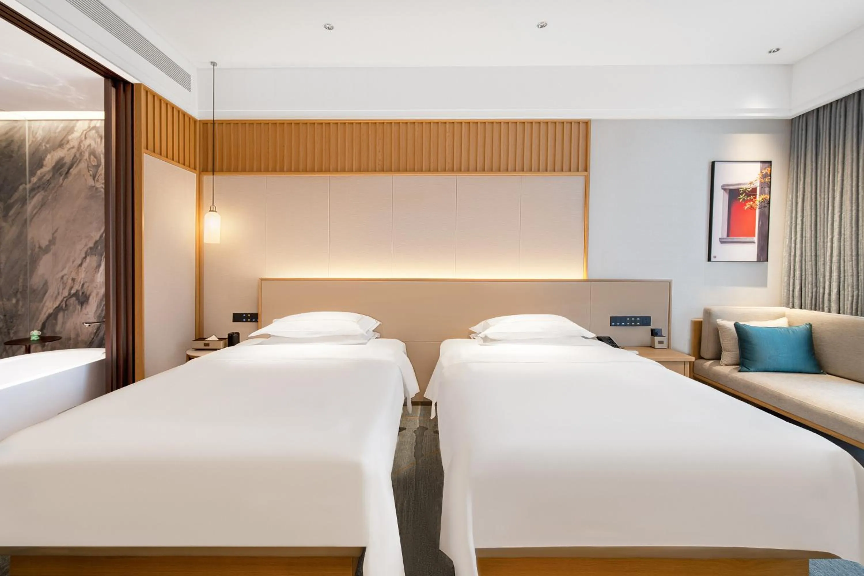 Bed in Suzhou Tongli Lake View Hotel