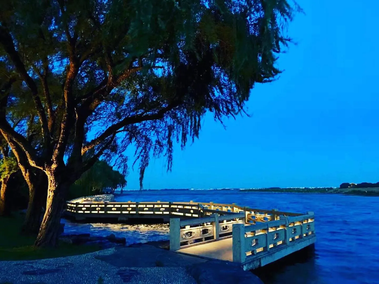 Lake view in Suzhou Tongli Lake View Hotel