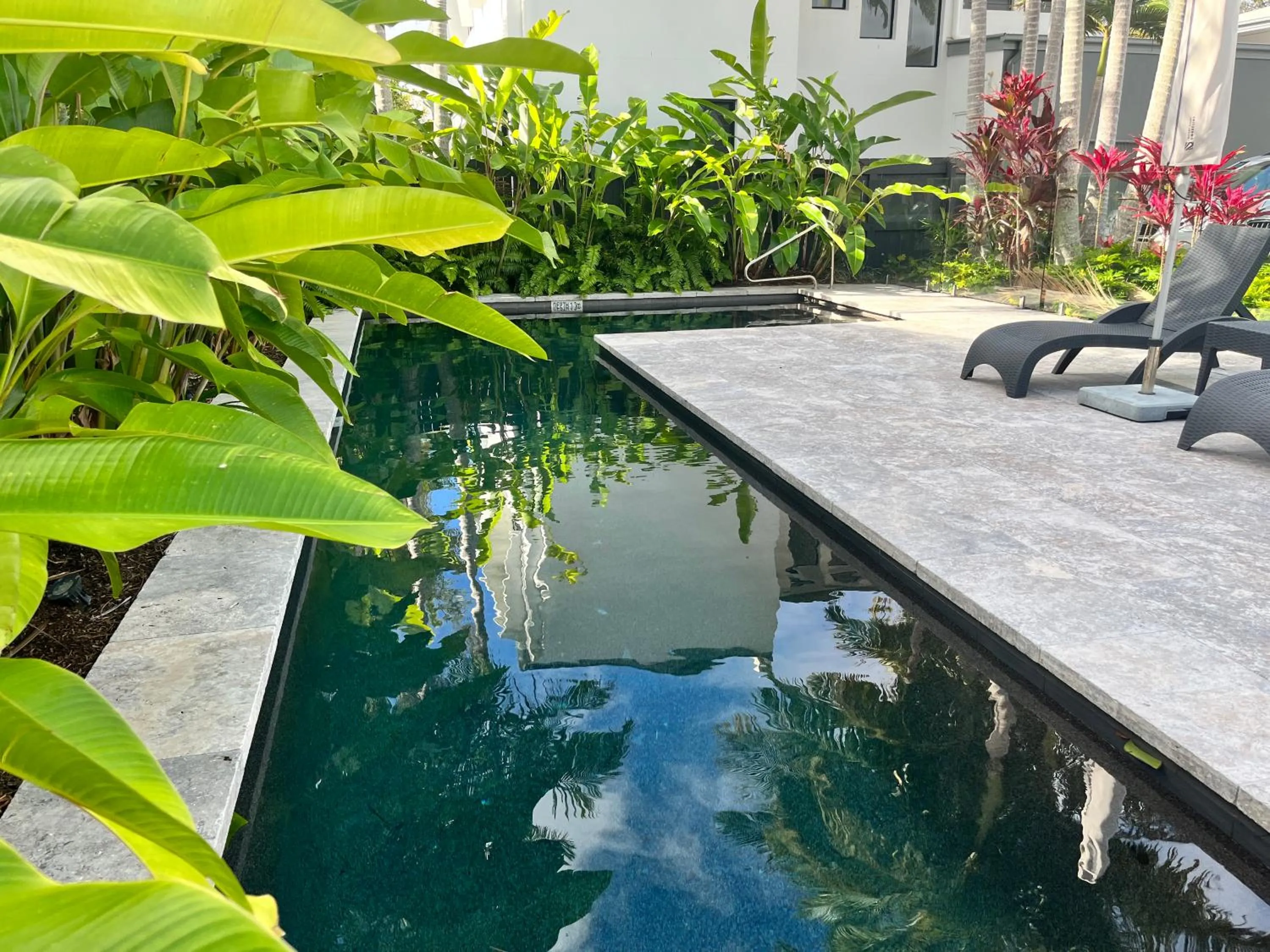 Swimming pool in Noosa Village River Resort