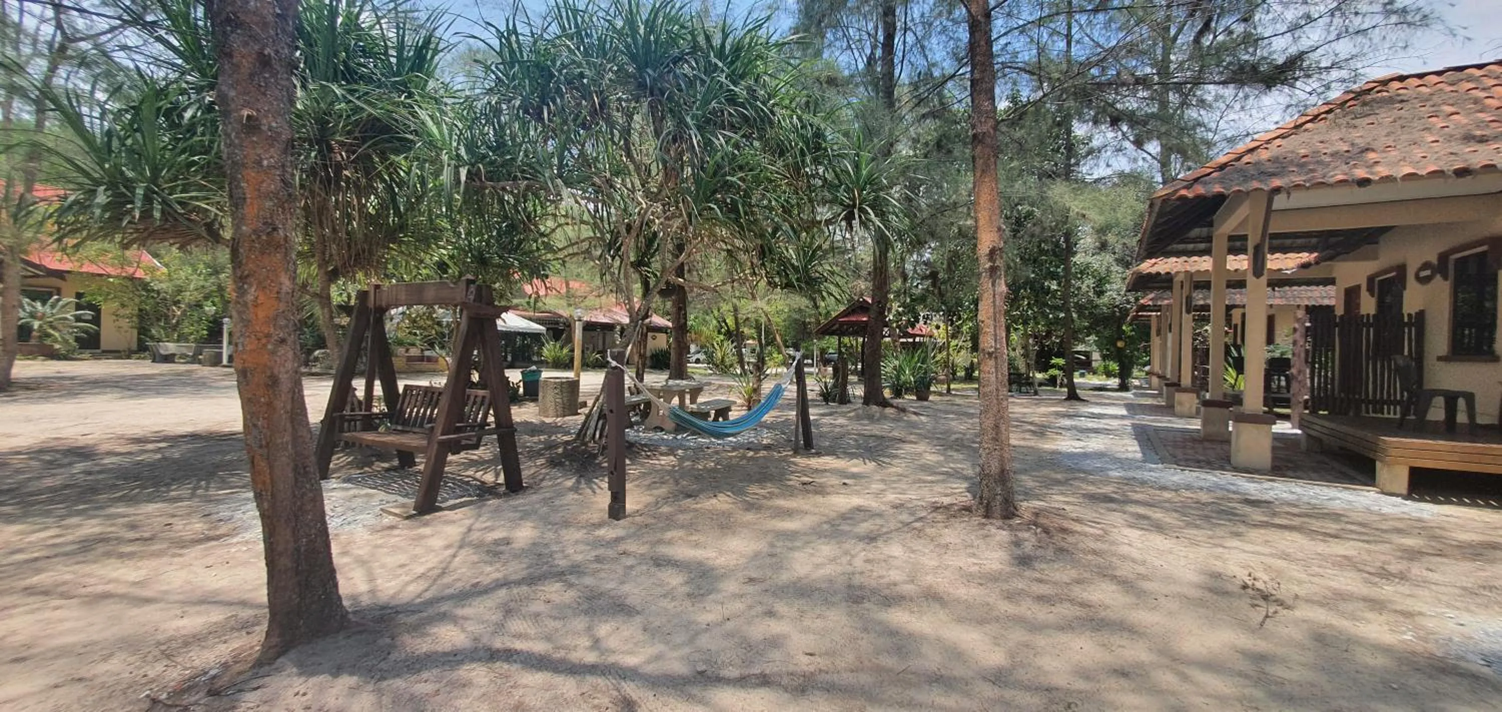 Pandan Laut Beach Resort