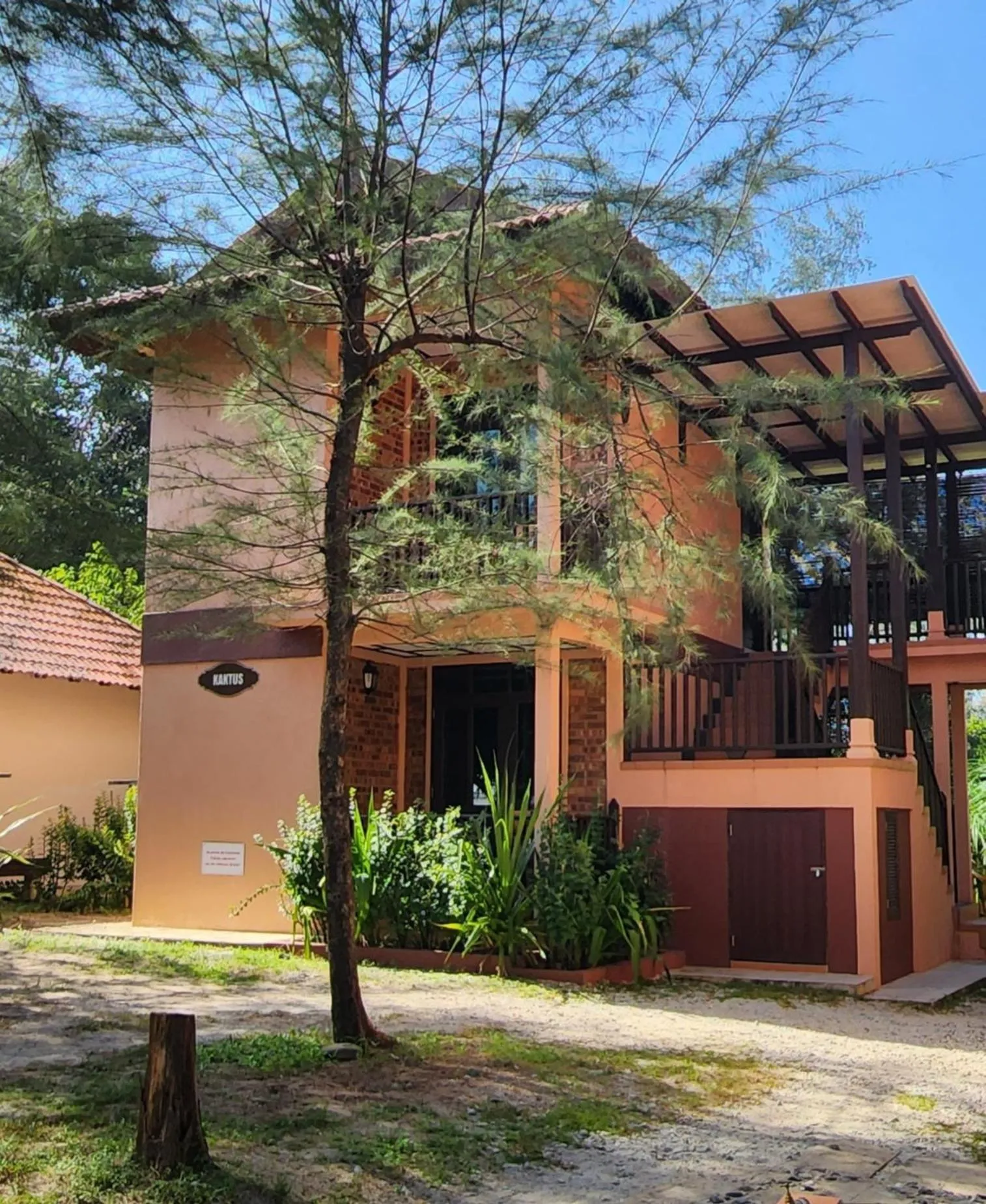 Pandan Laut Beach Resort