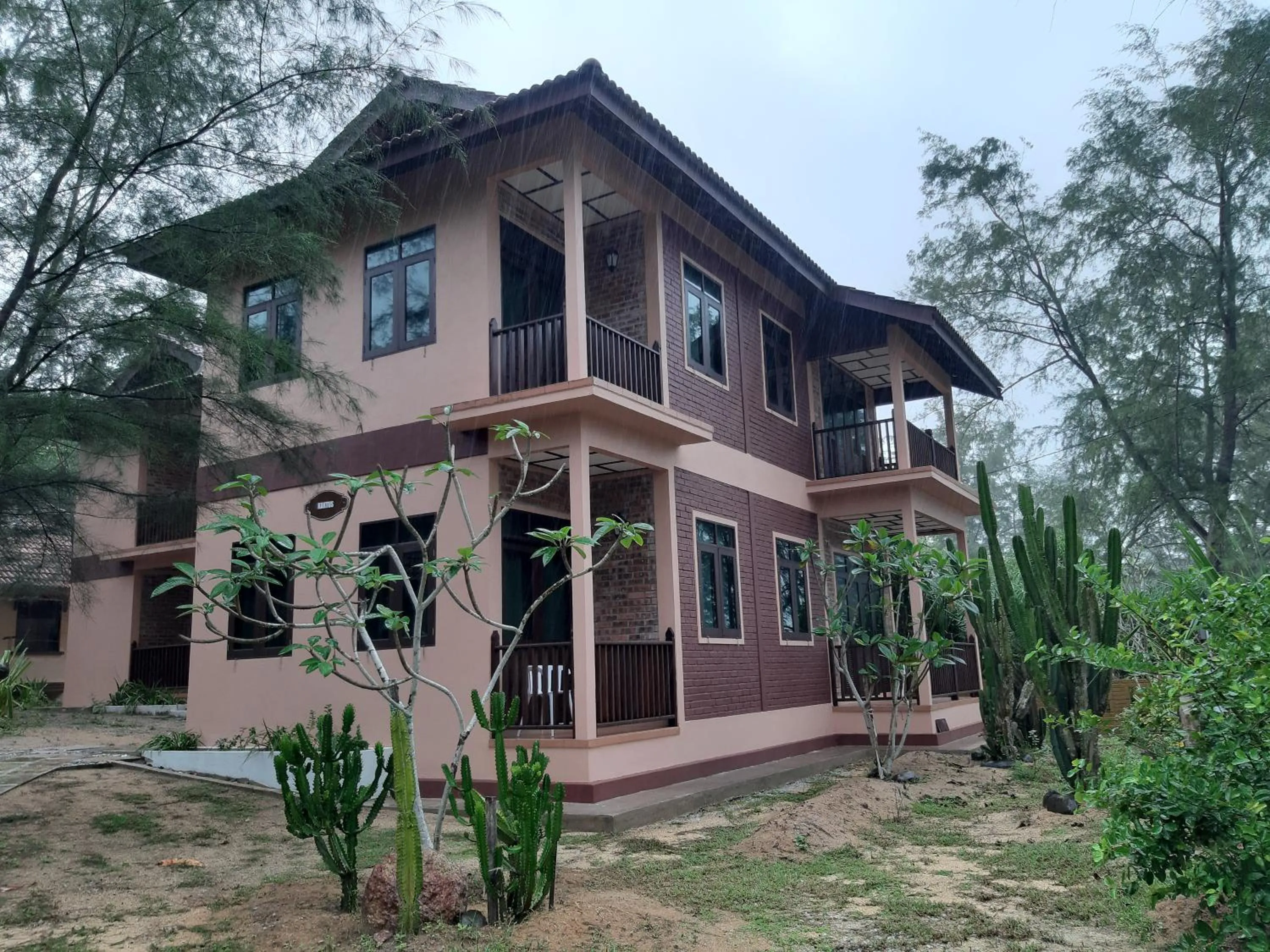 Pandan Laut Beach Resort