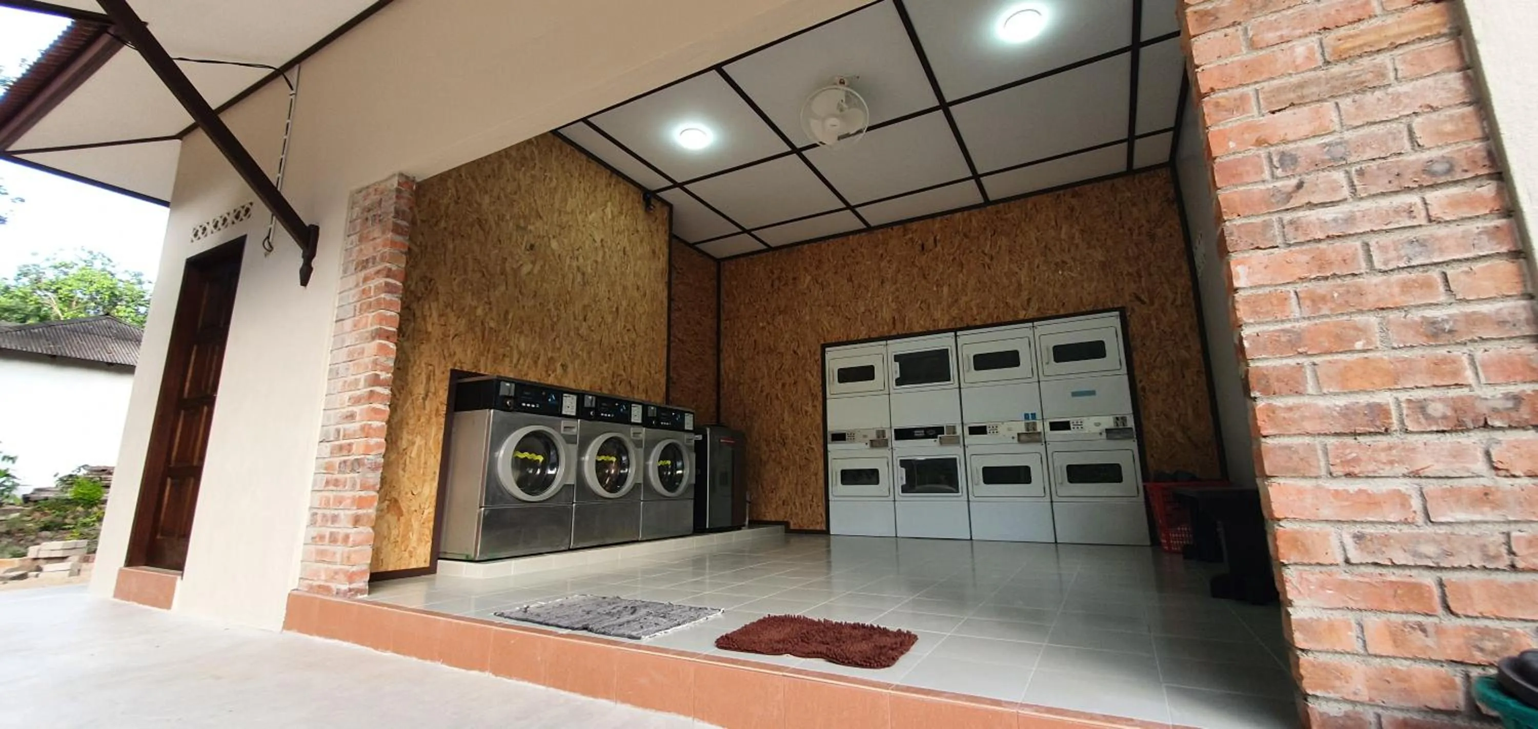 Pandan Laut Beach Resort