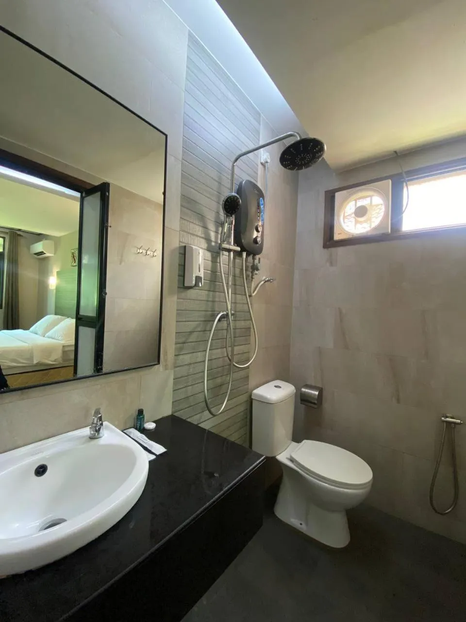 Pandan Laut Beach Resort