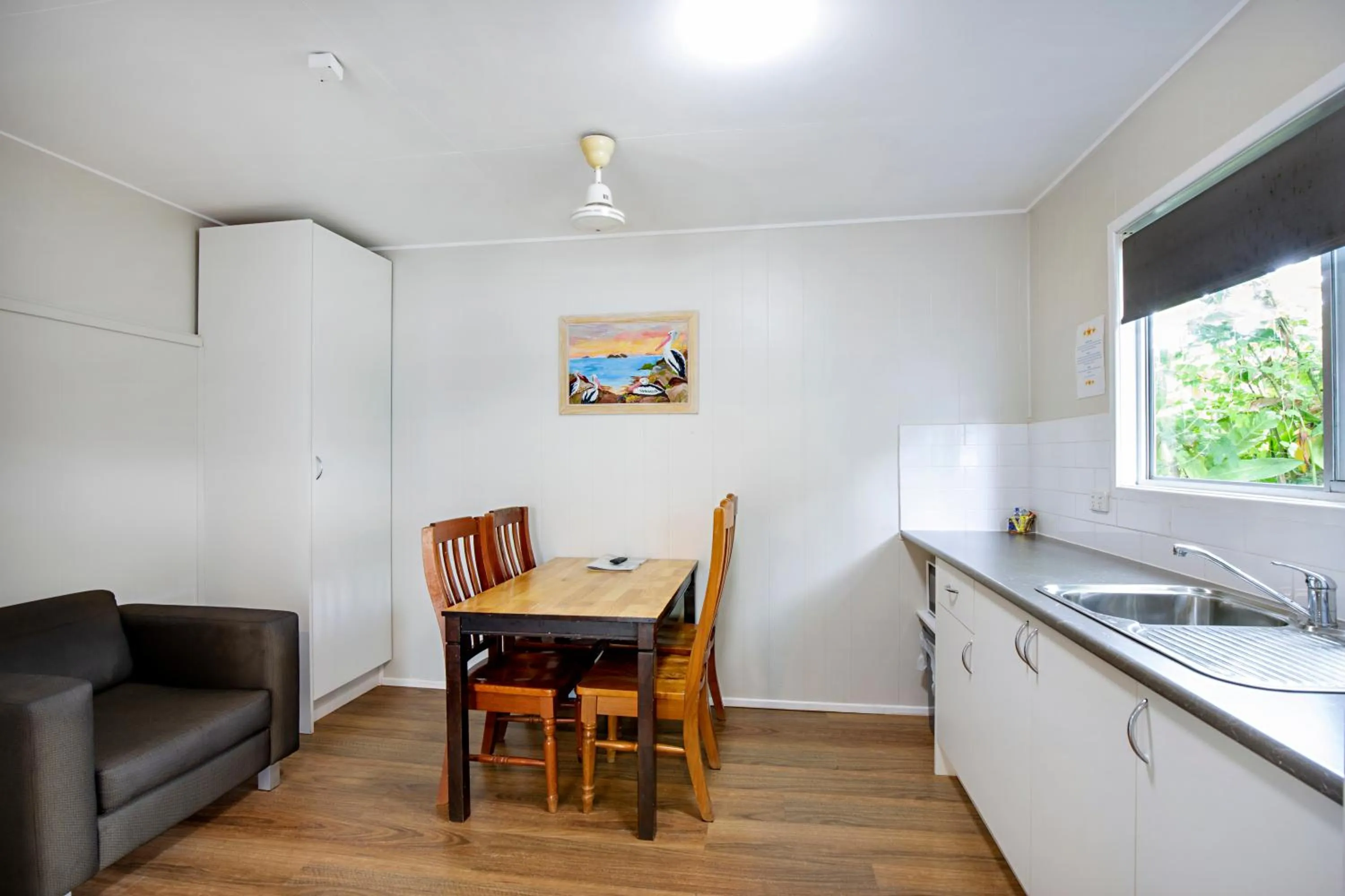 Coffee/tea facilities in Bush Village Holiday Cabins
