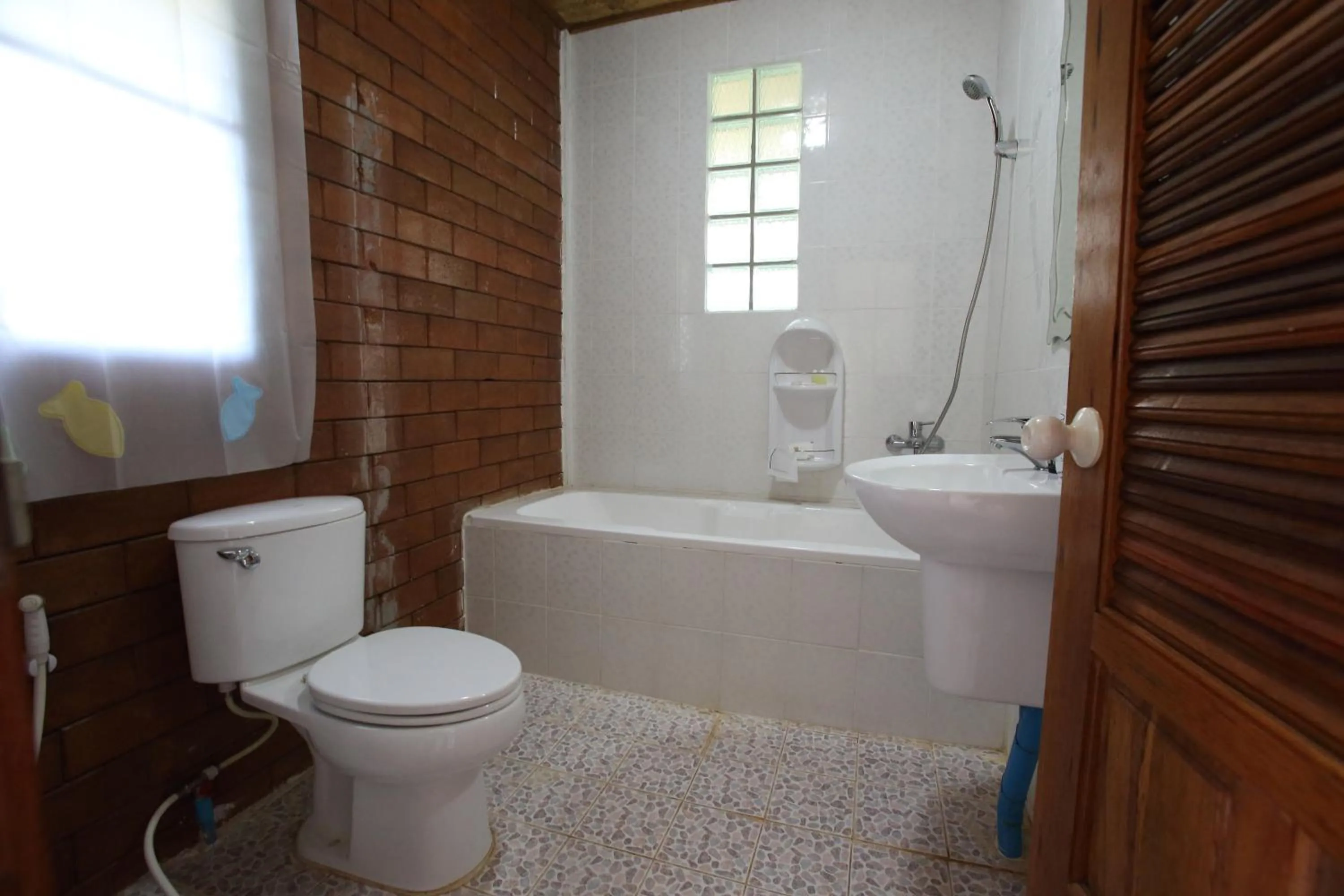 Bathroom in Phuchomjan Resort