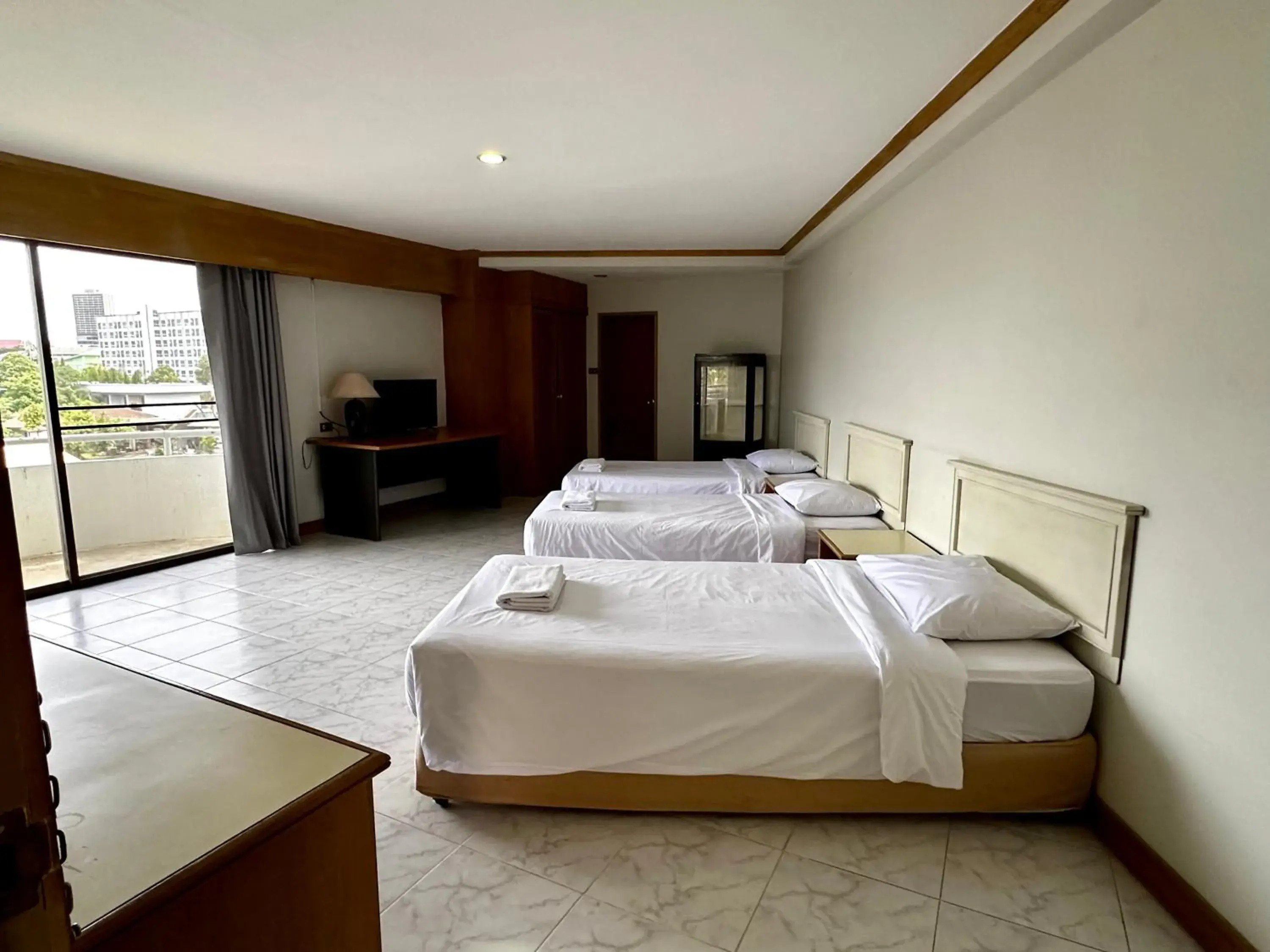 Bed in Garden Paradise Bed in Garden Paradise