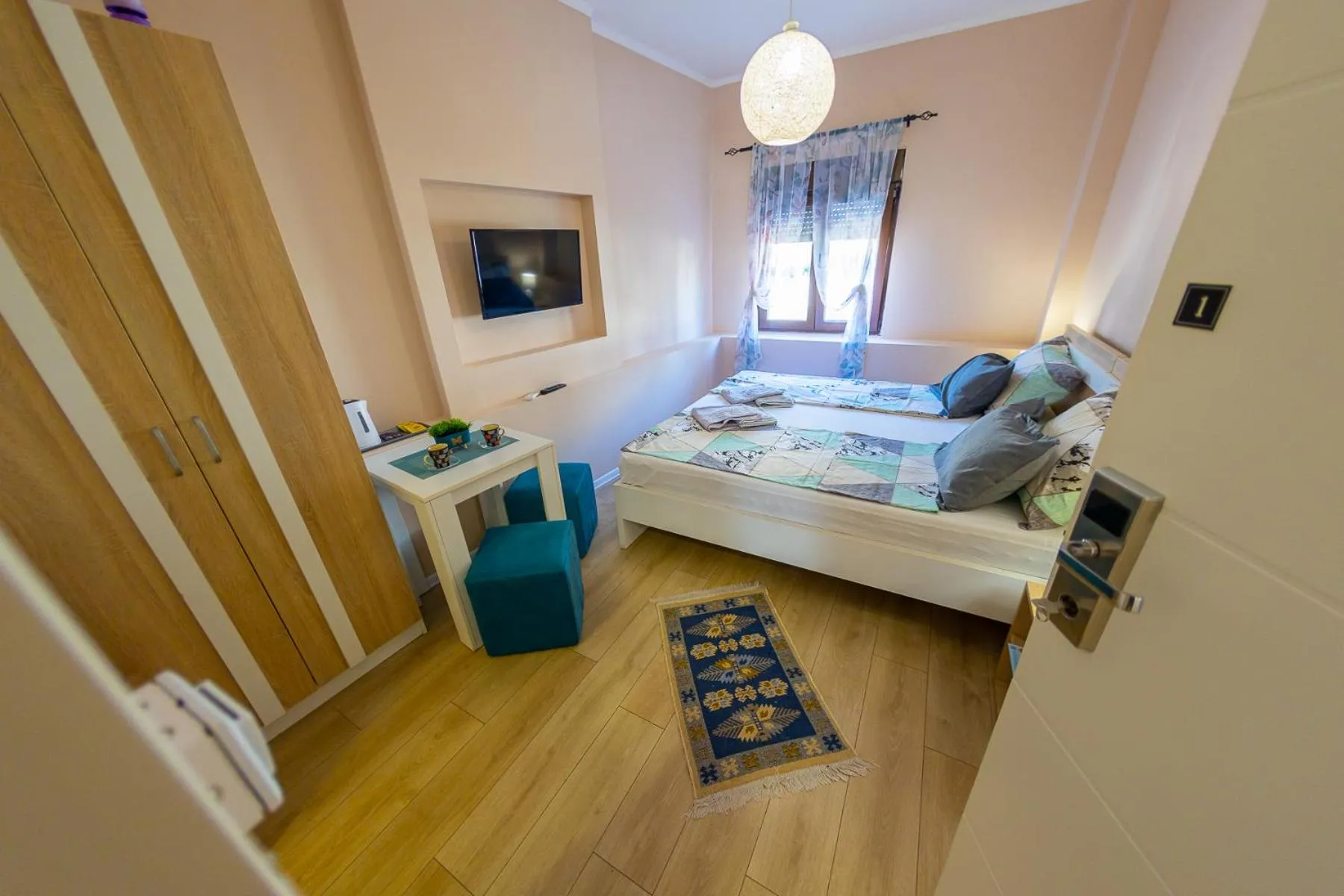 TV and multimedia, Bed in Kaldrma Guesthouse