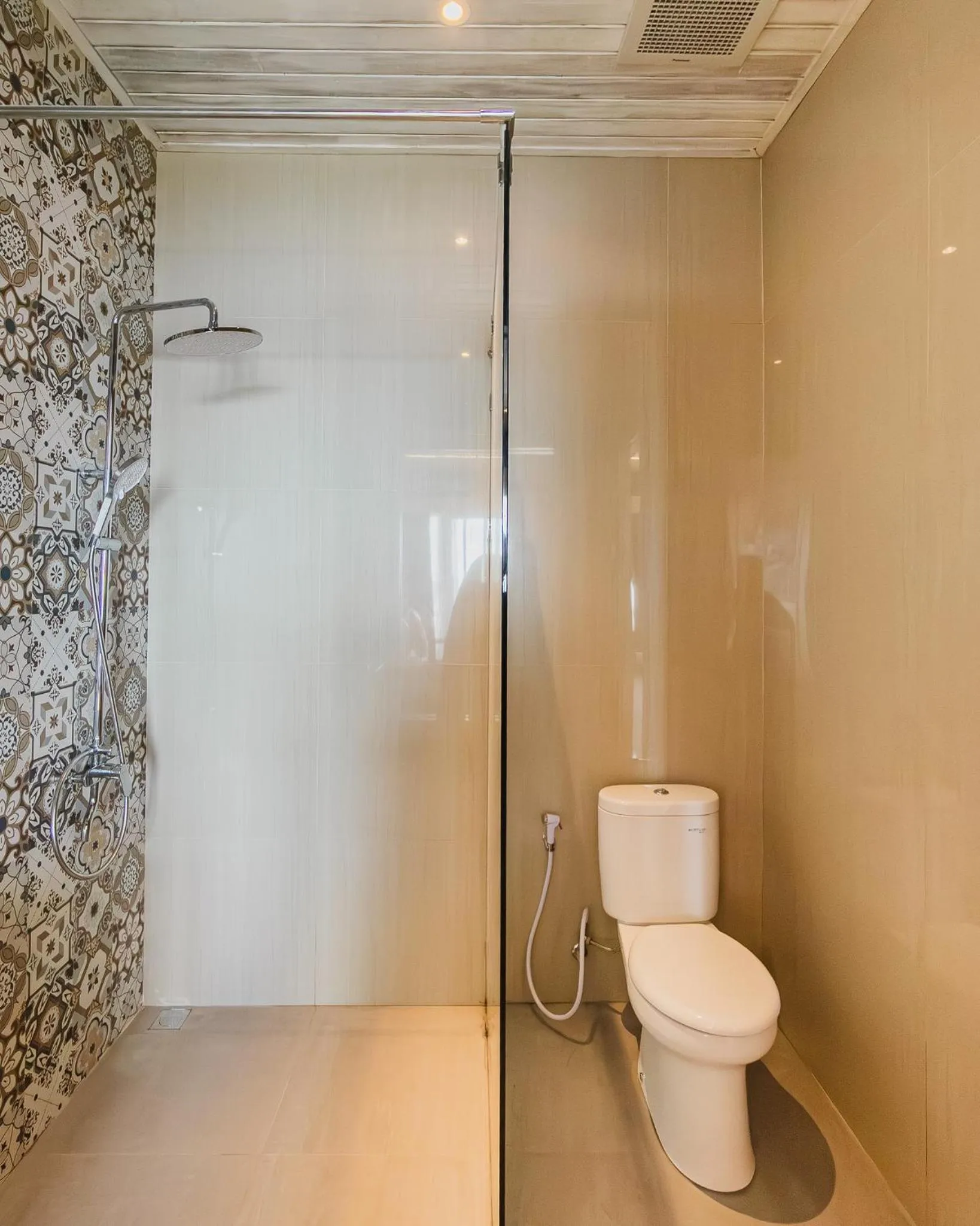 Shower in The Angkal Resort