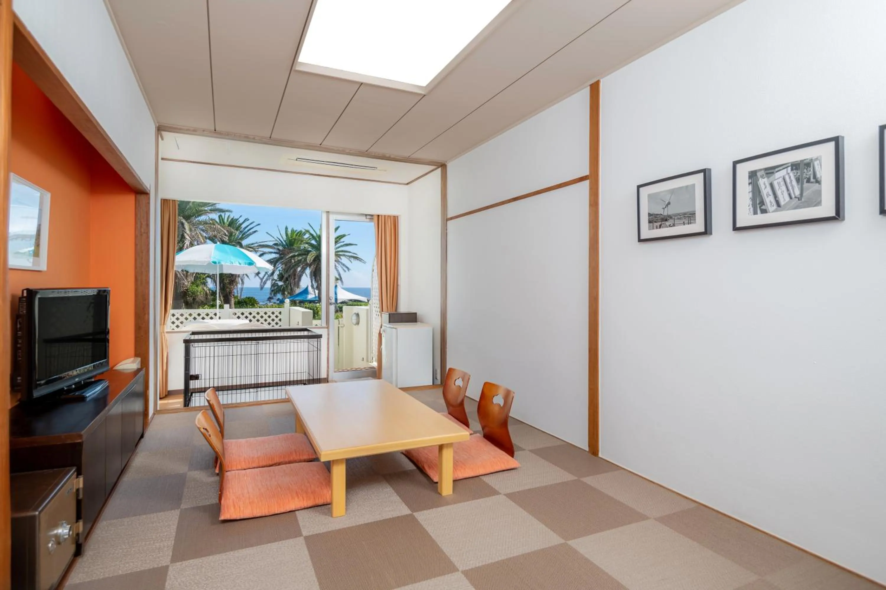Photo of the whole room in Shirahama Ocean Resort