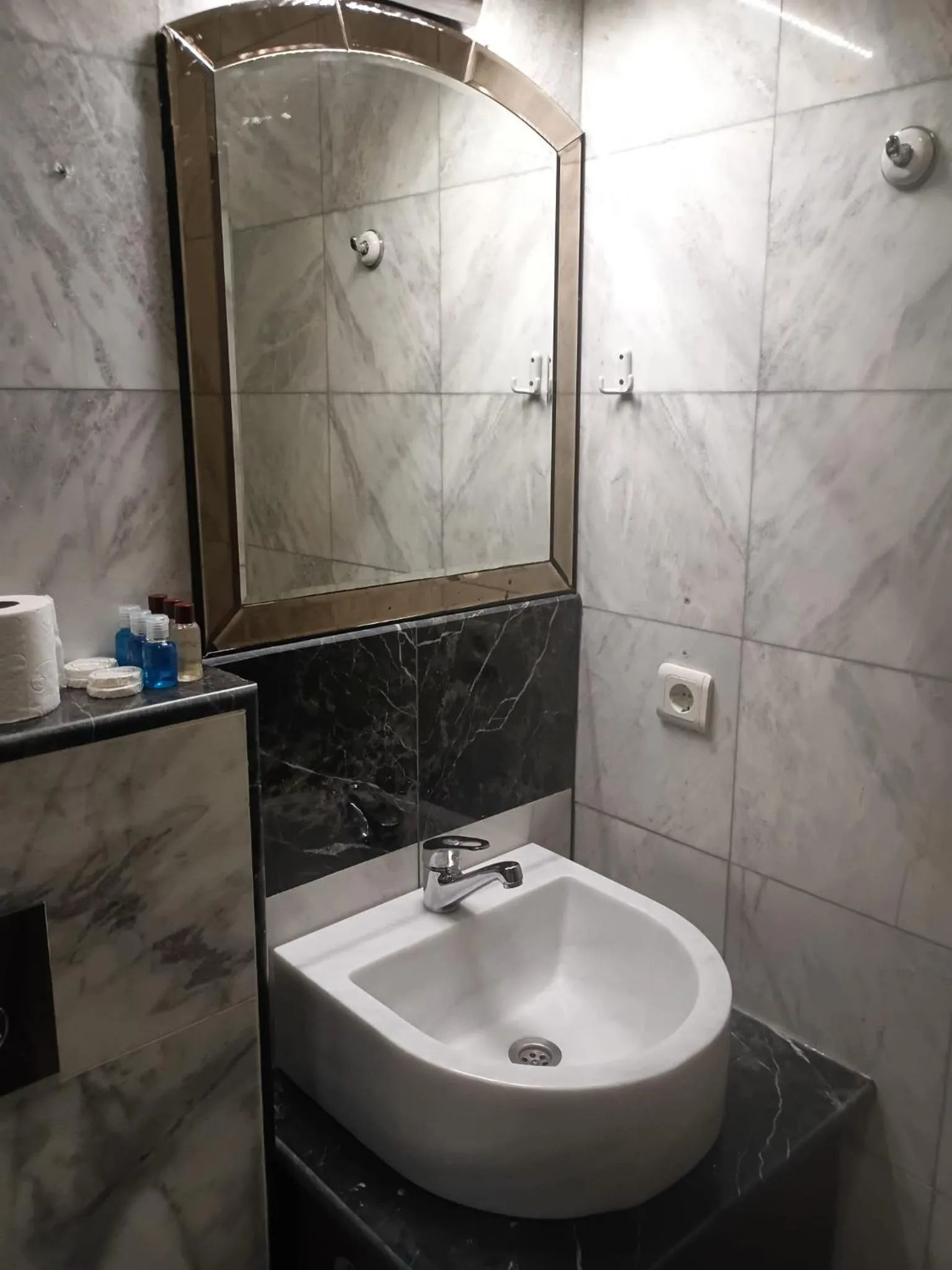 Bathroom in Kybele Hotel