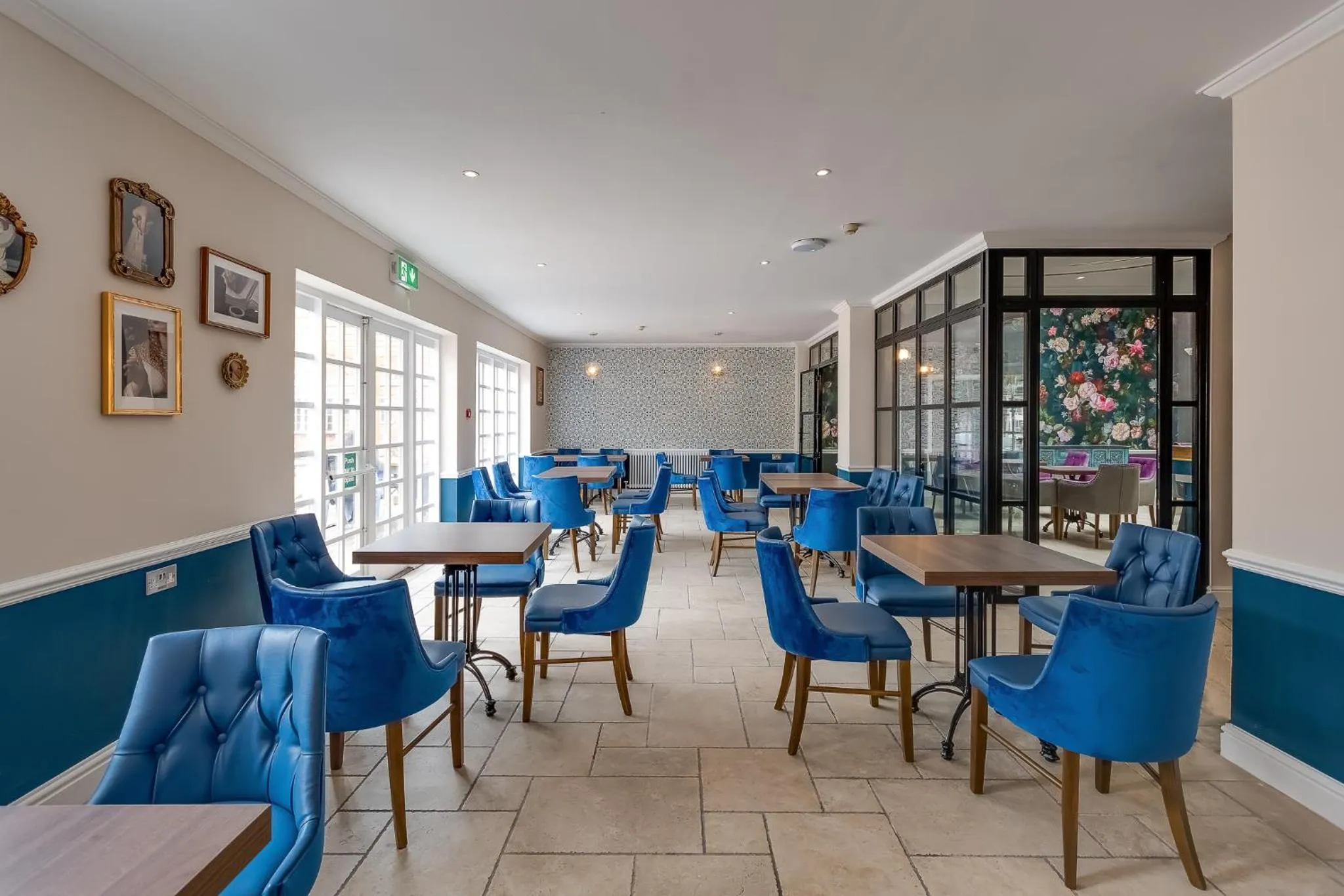 Restaurant/places to eat in The Northwick Arms Hotel