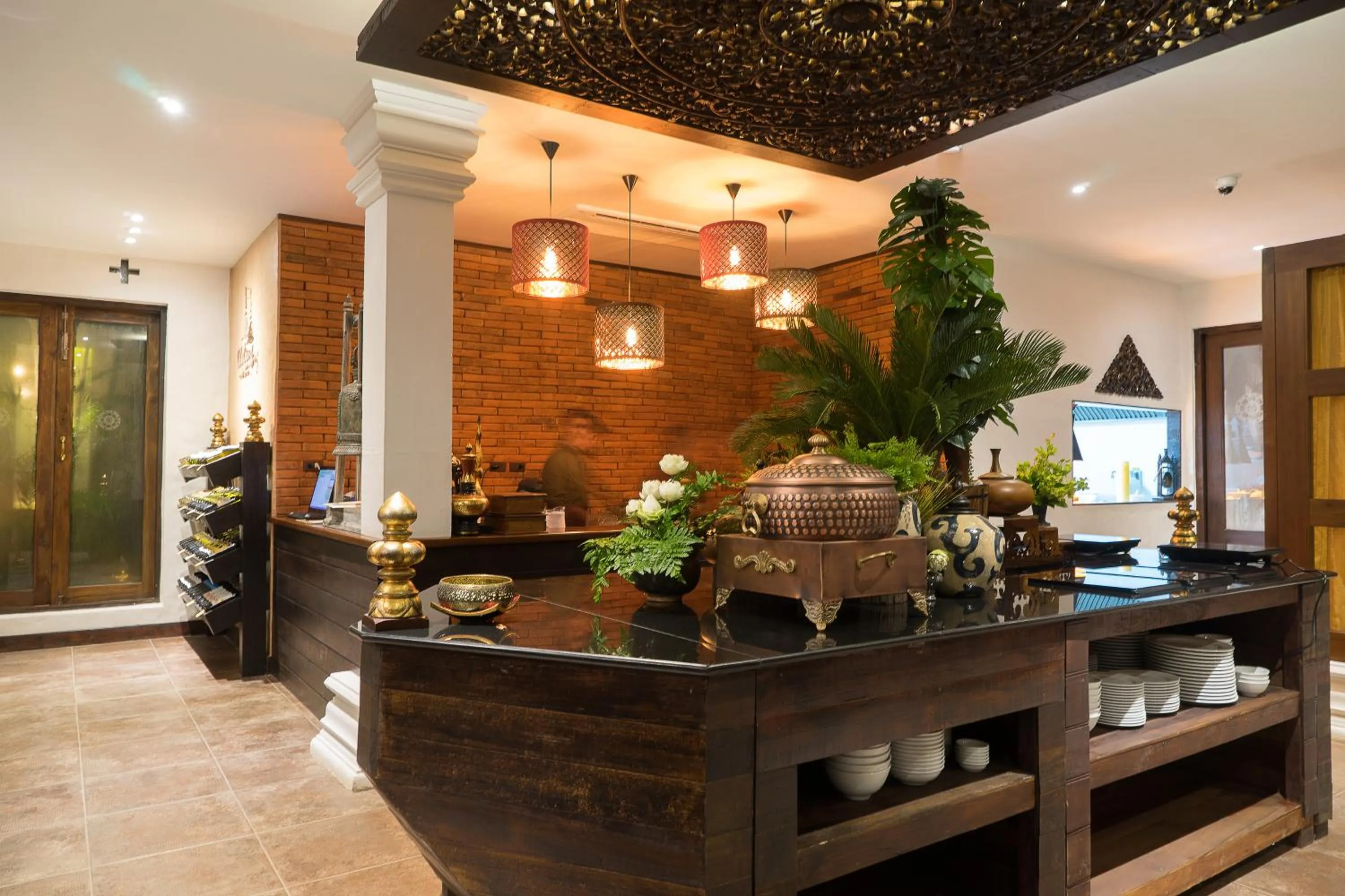 Restaurant/places to eat in Shinnabhura Historic Boutique Hotel