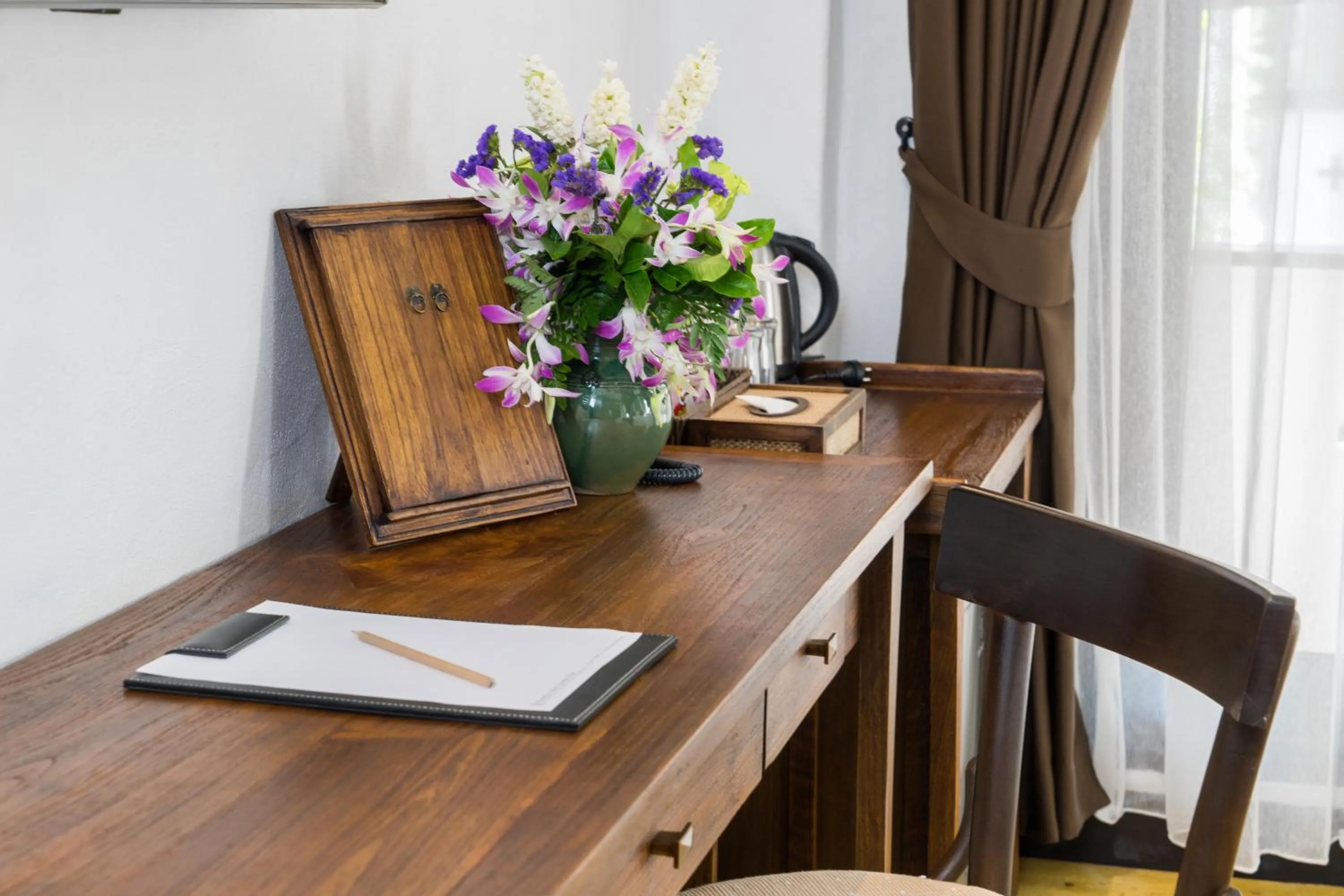 Seating area in Shinnabhura Historic Boutique Hotel