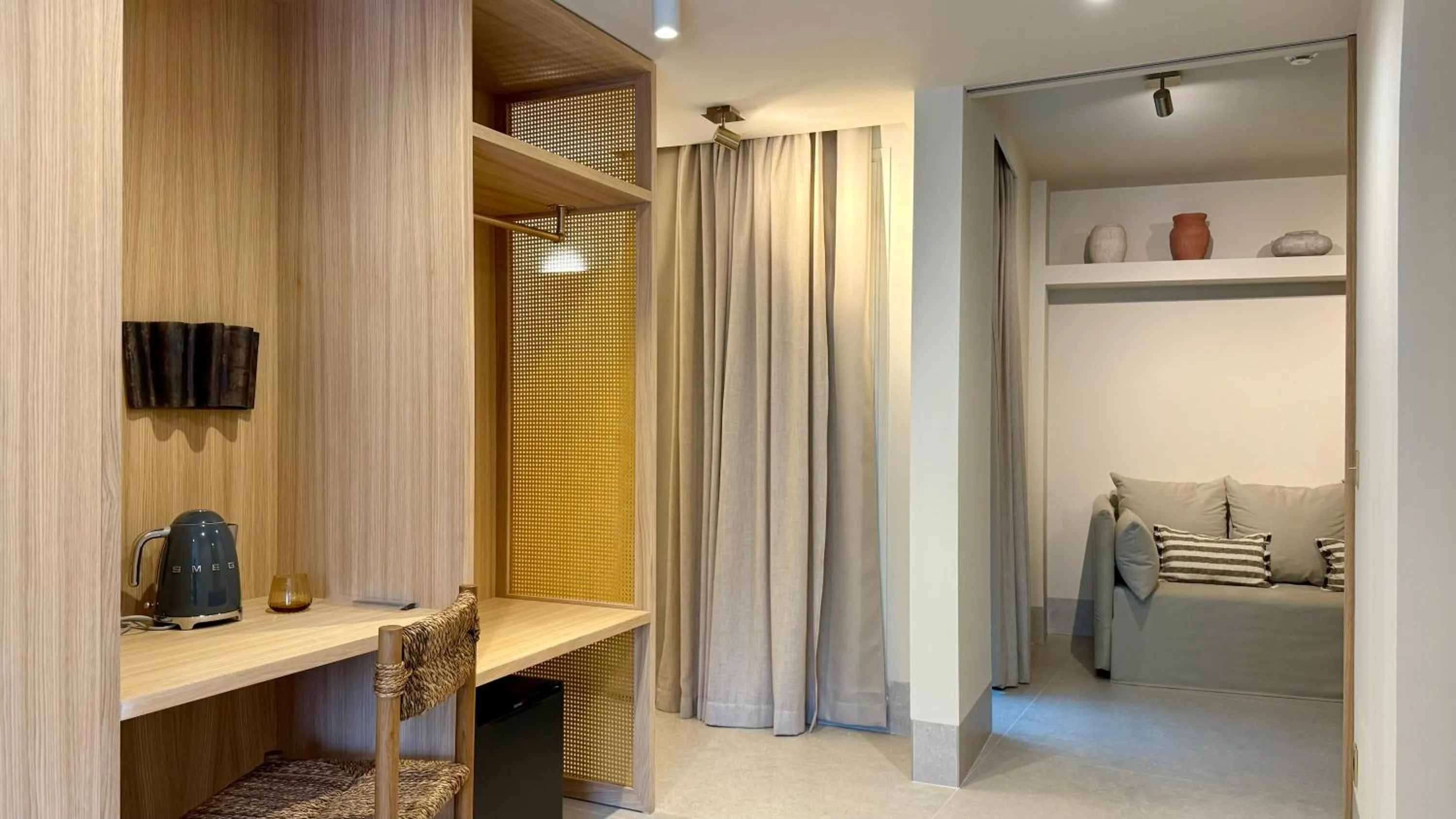 Bed in Cosy Rooms Tapinería