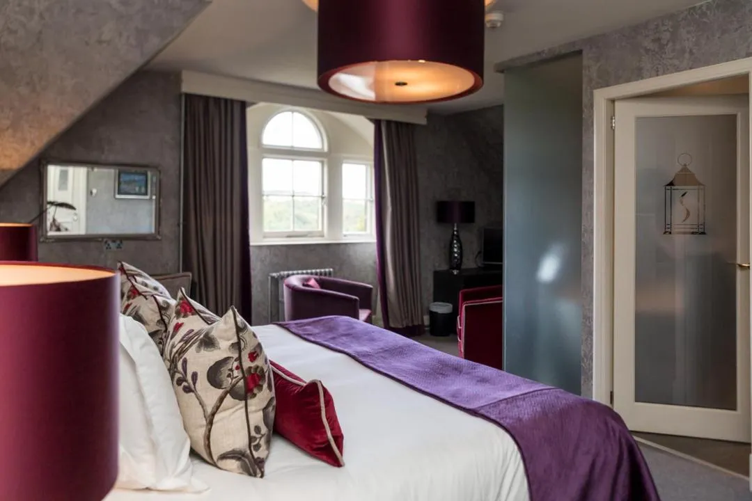 Bed in The Dowans Hotel of Speyside