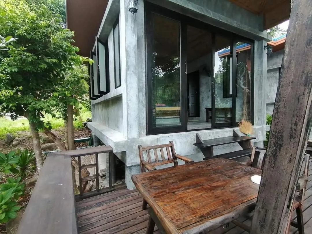 Balcony/Terrace in Chabalay Resort