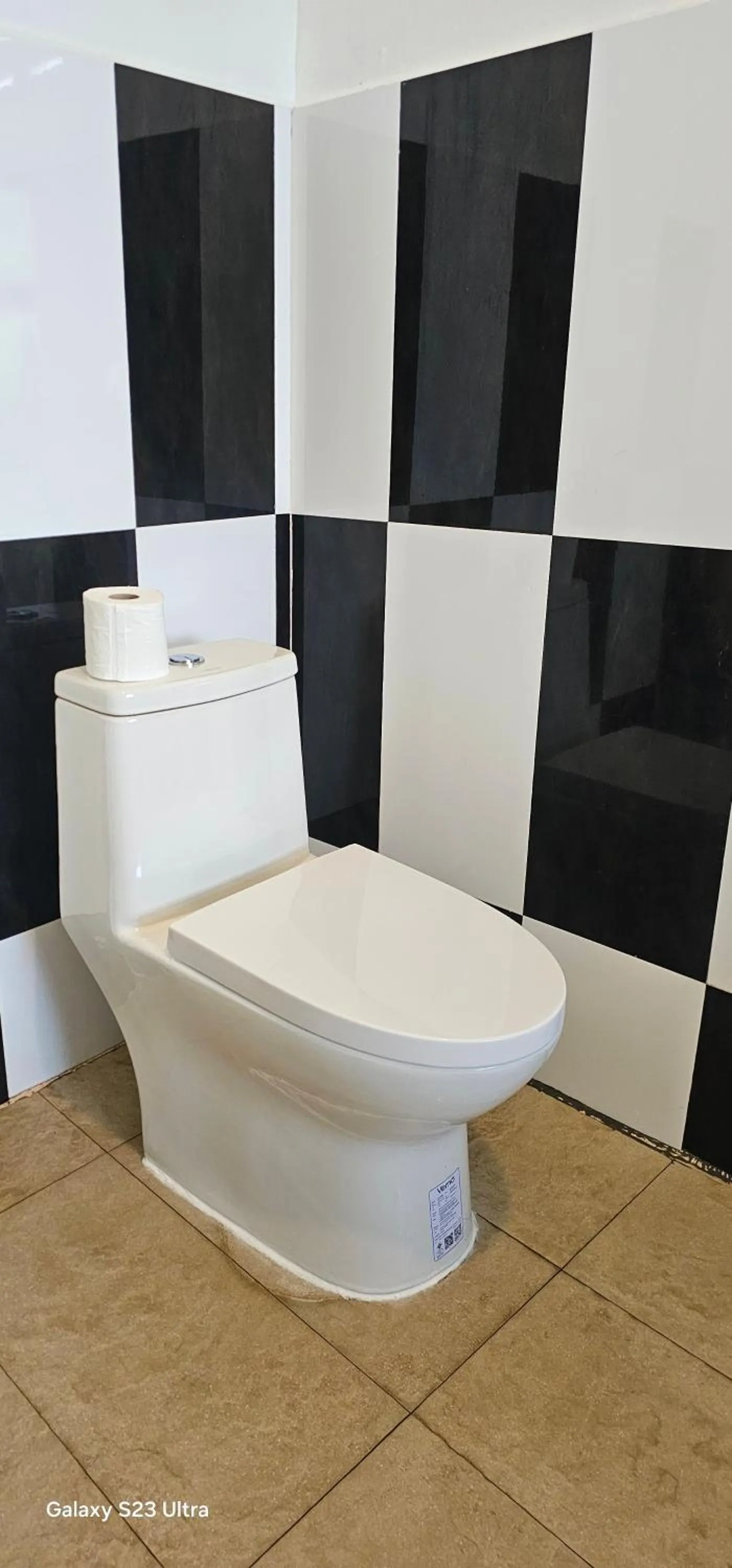 Toilet in Chabalay Resort