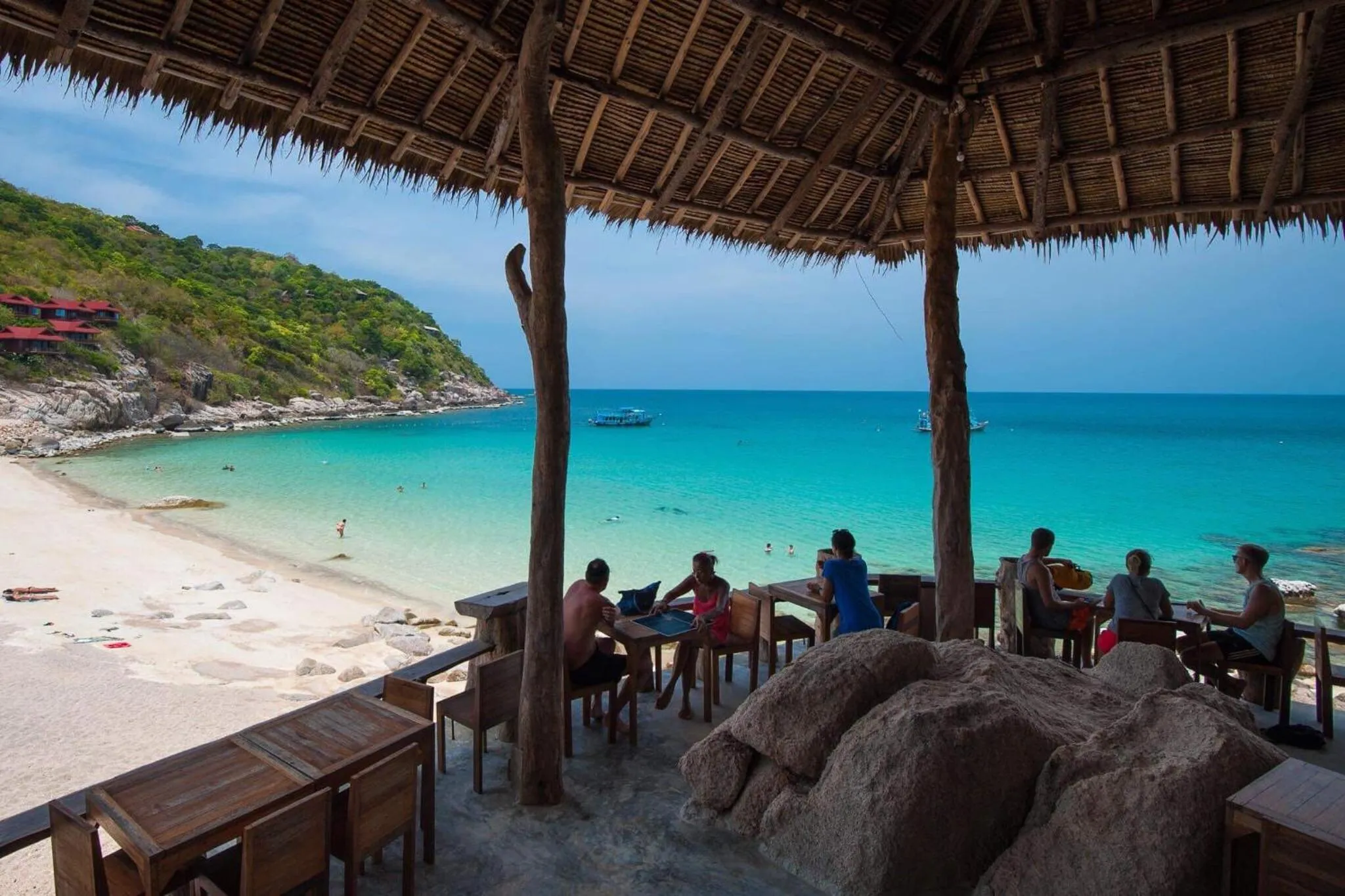 Restaurant/places to eat in Chabalay Resort