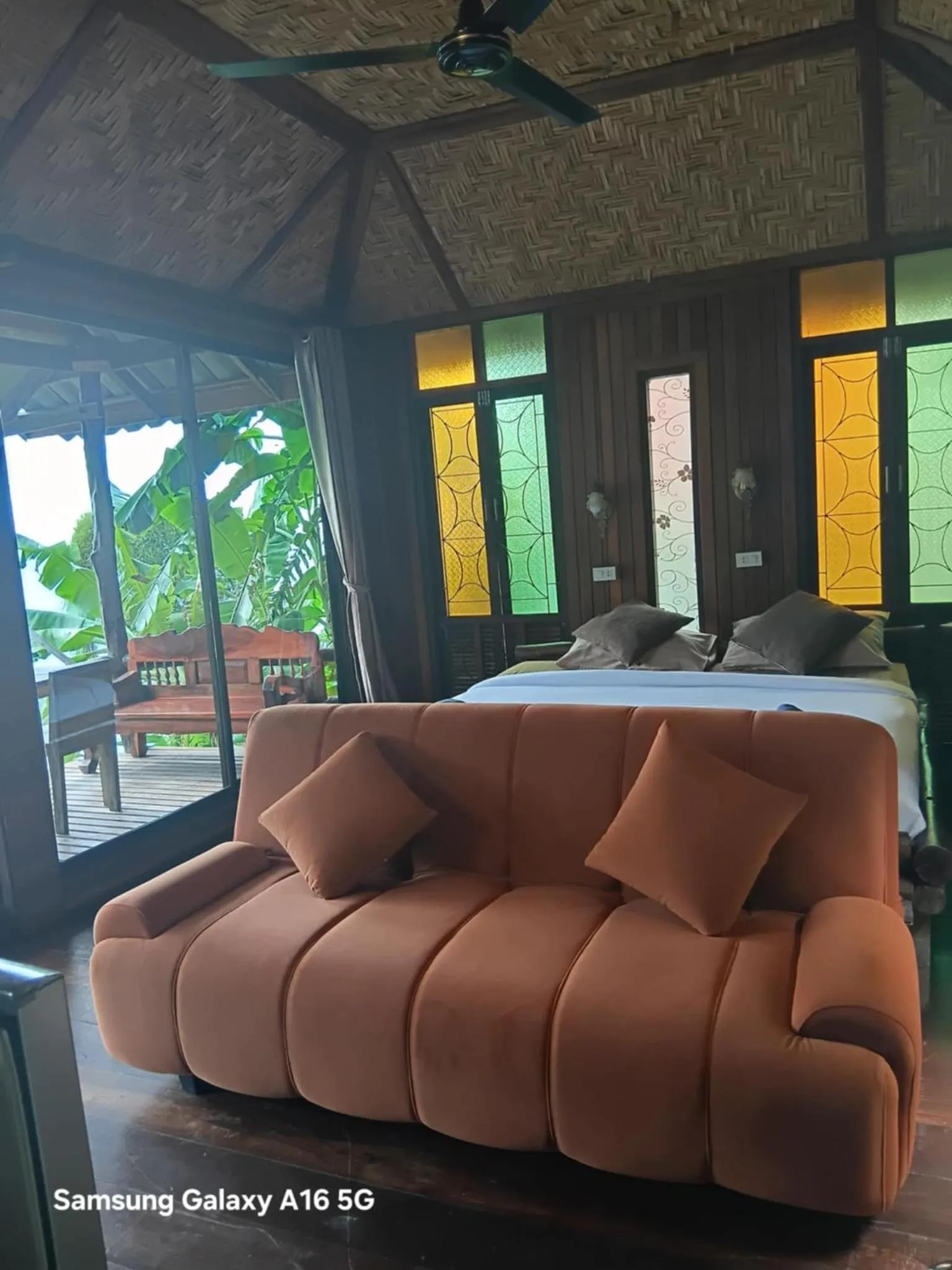 Photo of the whole room, Bed in Chabalay Resort