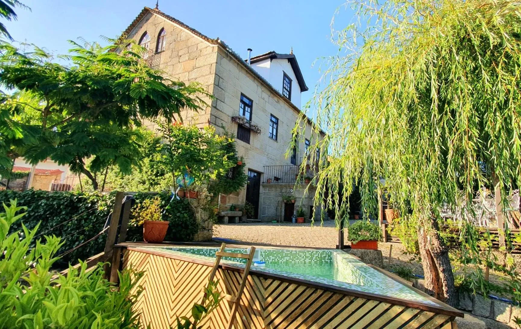 Casa do Fundo - Sustainable & Ecotourism