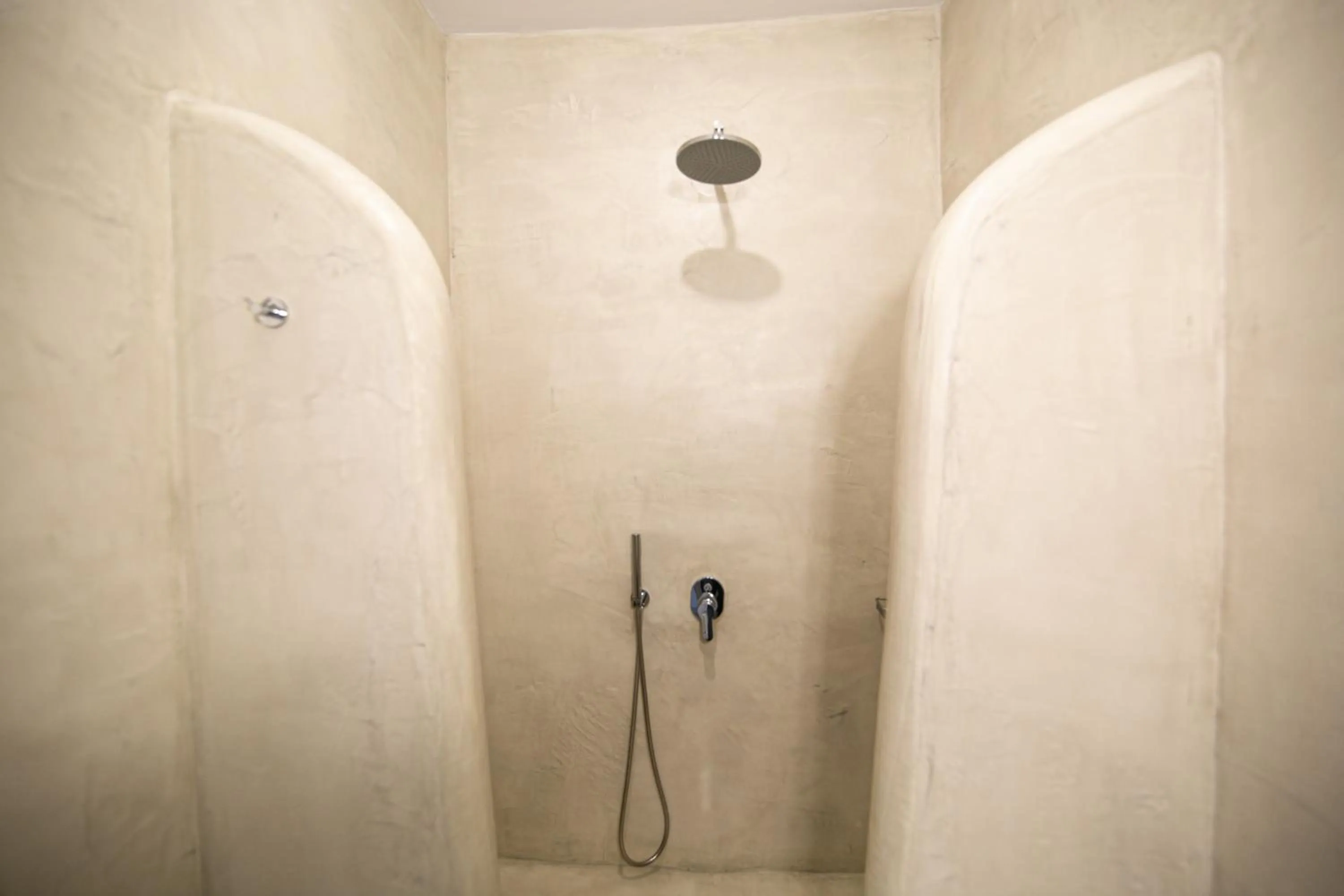 Shower in Apanomeria Boutique Residence