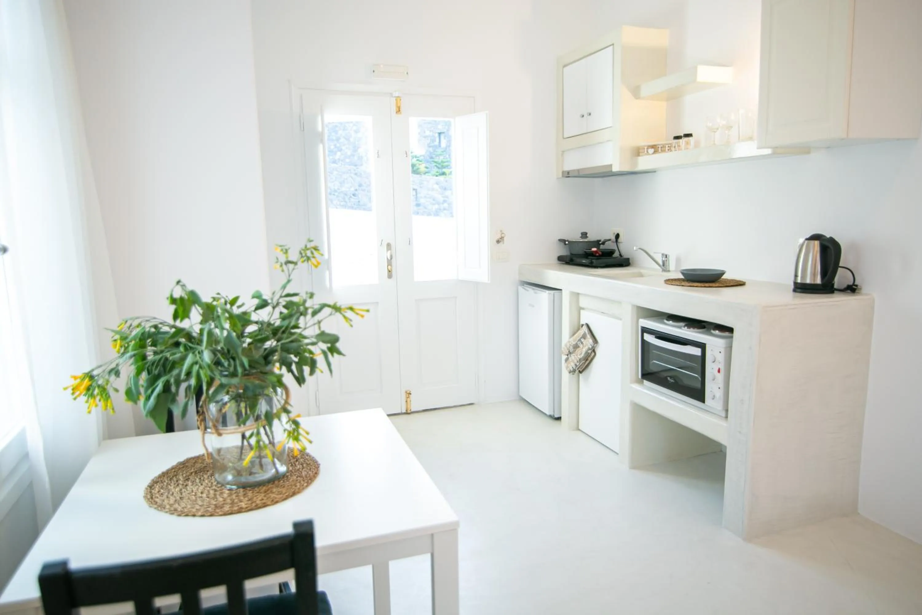 Kitchen or kitchenette in Apanomeria Boutique Residence