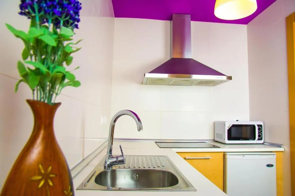 Apartamentos 16:9 Suites Almería