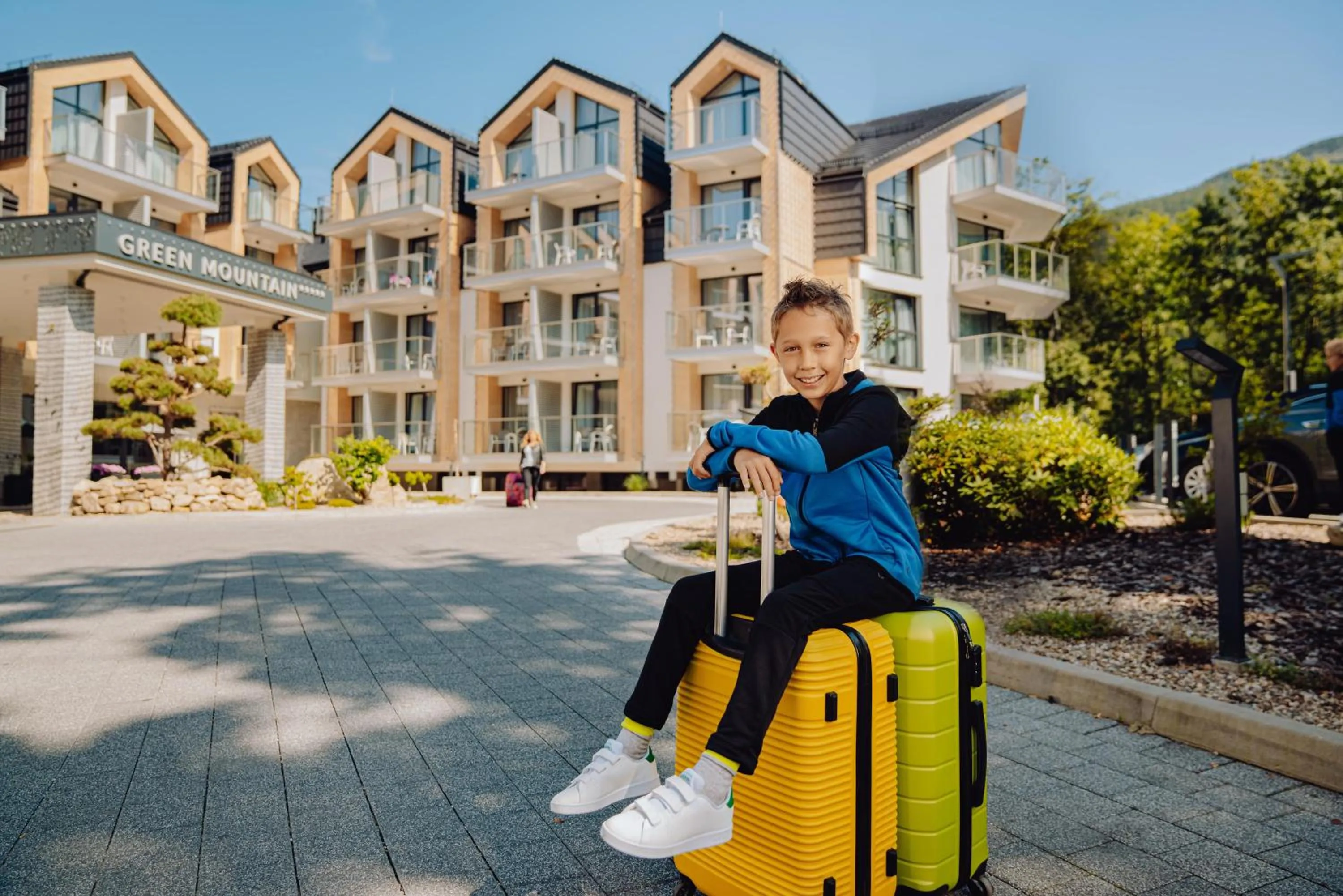 Windsurfing in Green Mountain 5* Hotel