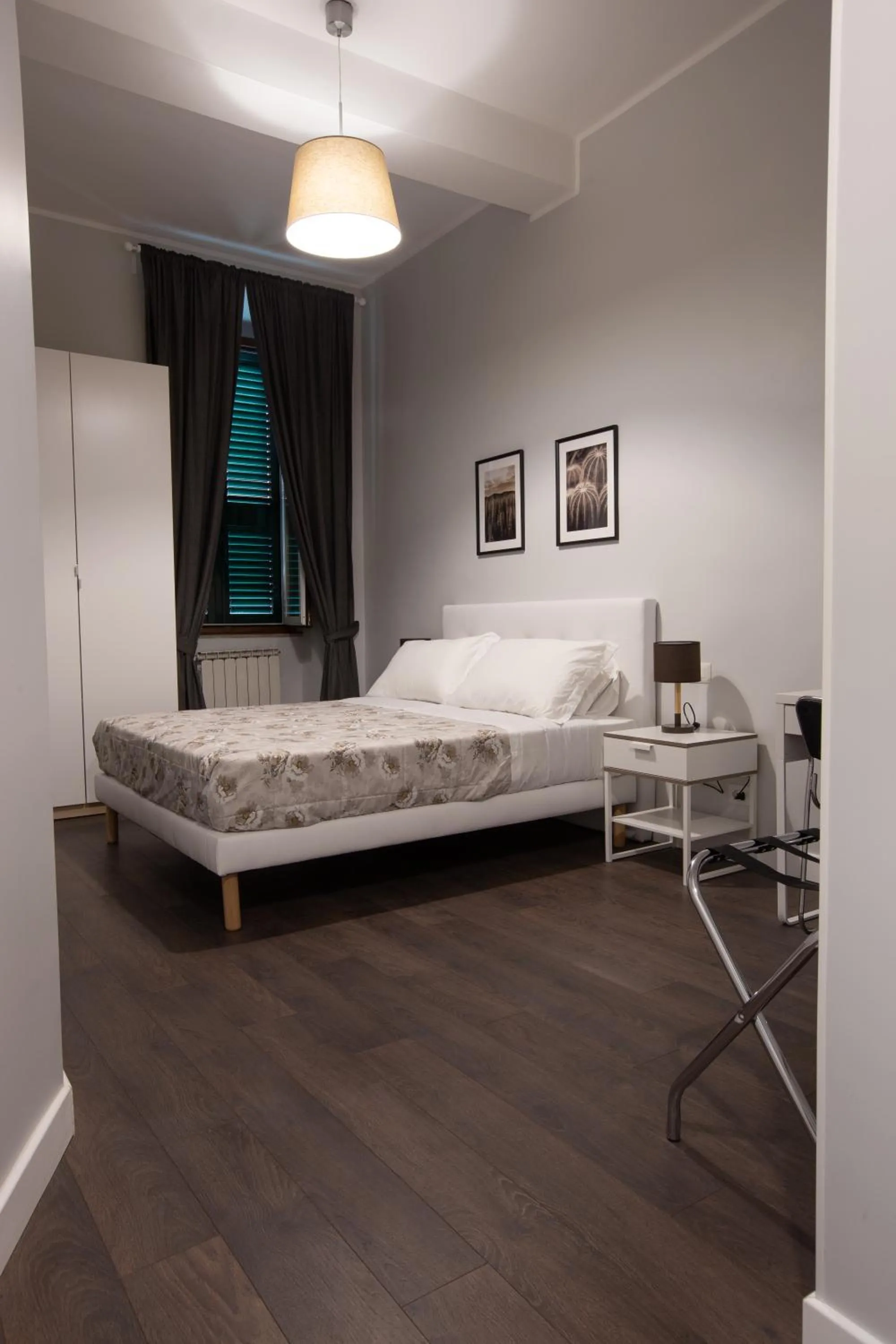 Bed in maribea rome center