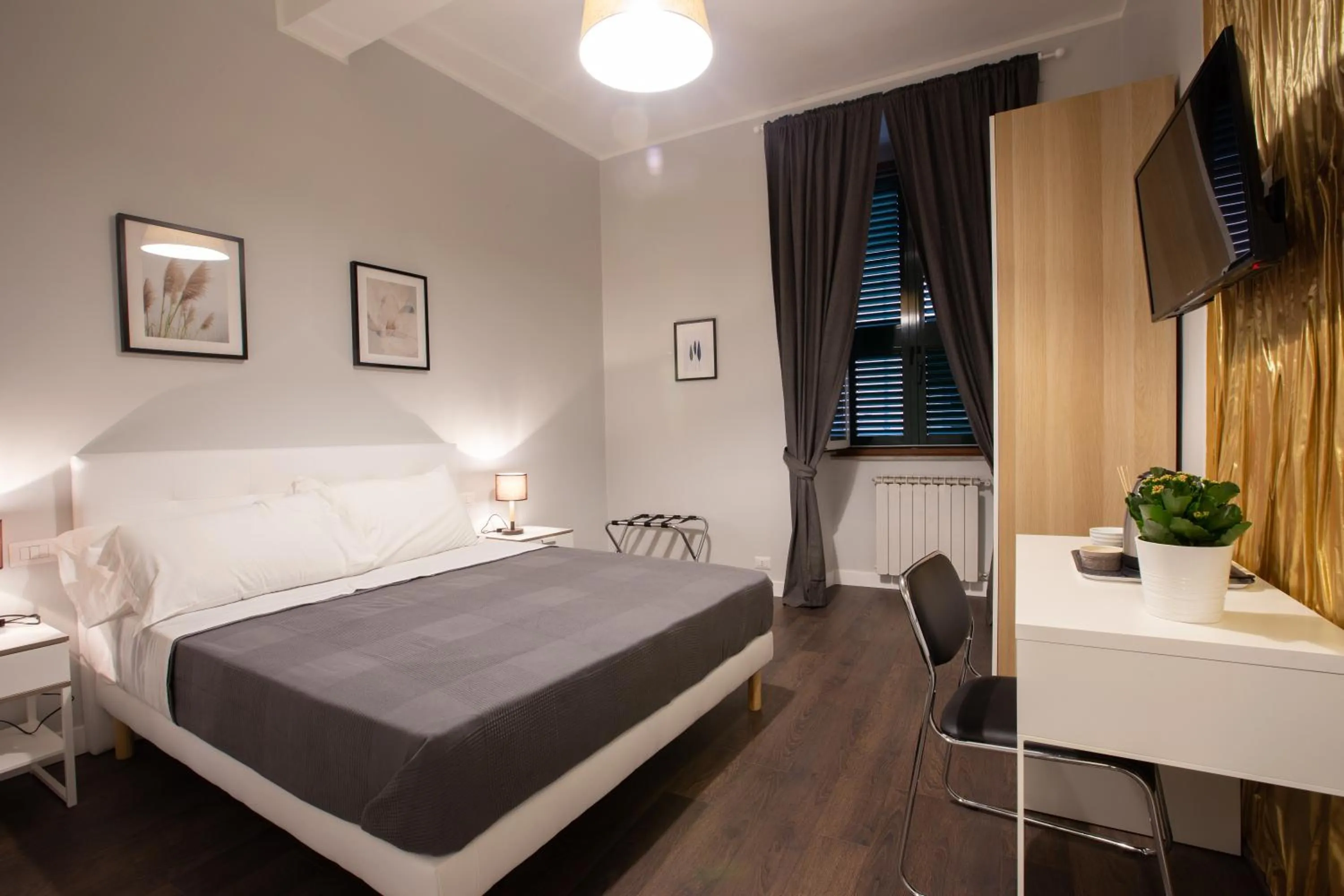 Bed in maribea rome center