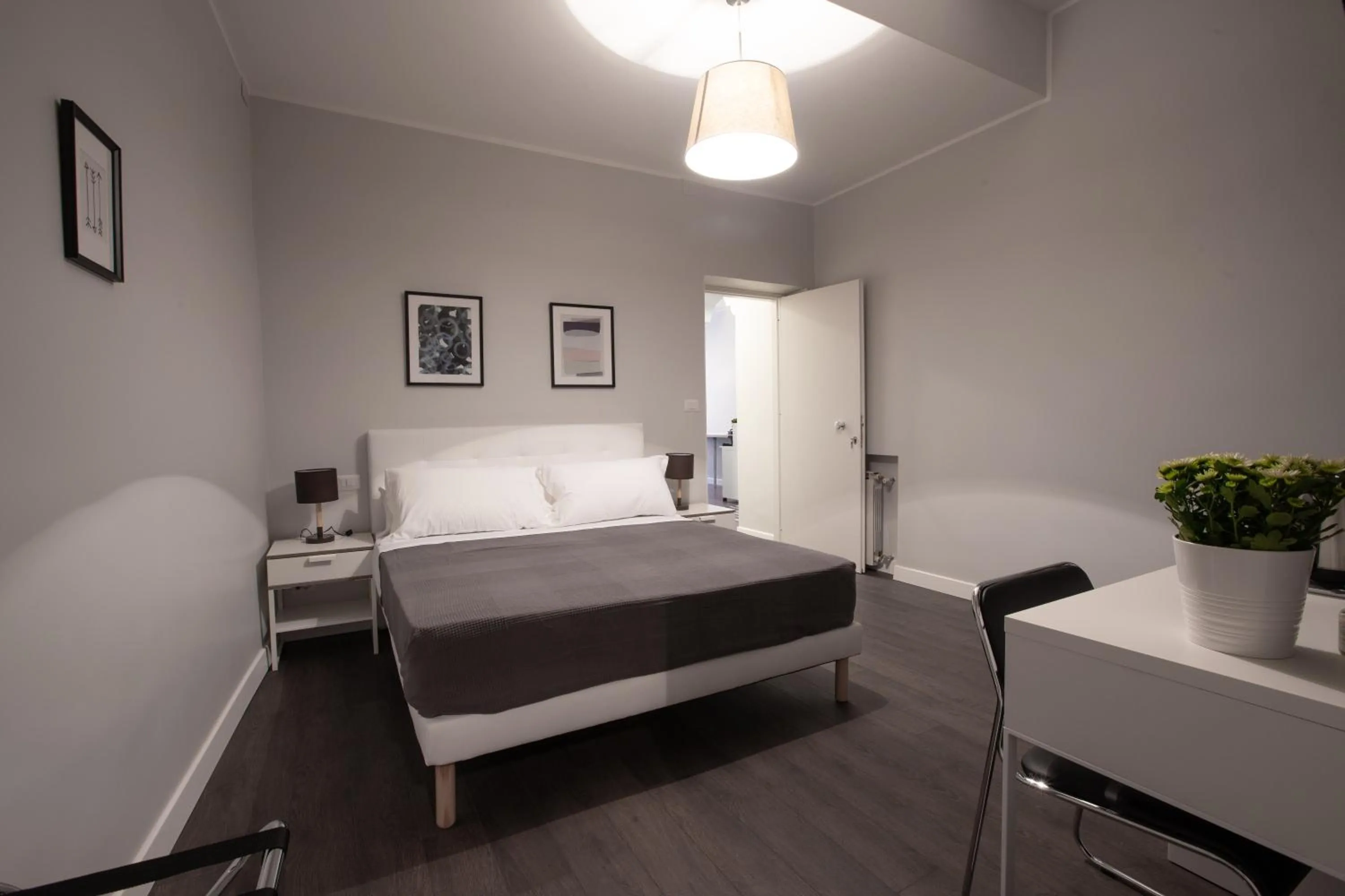 Bed in maribea rome center