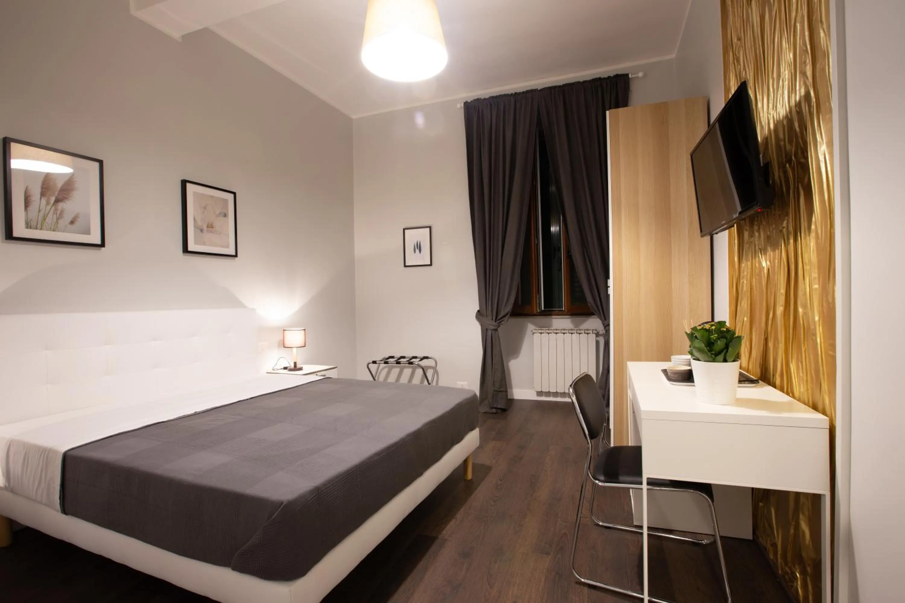 Bed in maribea rome center