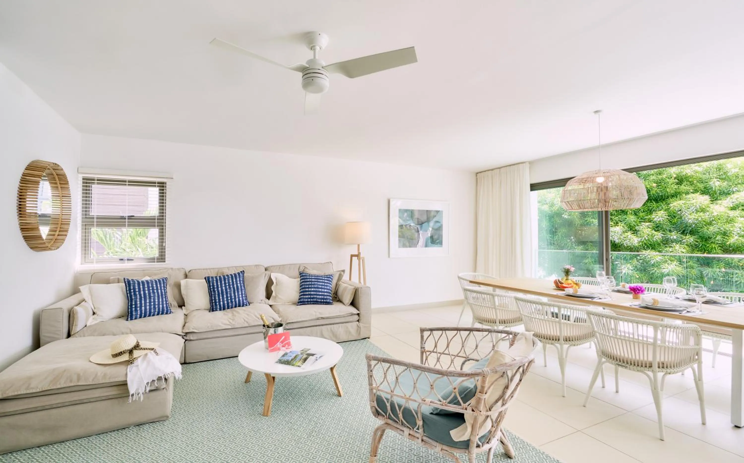 Living room in Les Estivales Beachfront Suites & Penthouses by LOV Mauritius