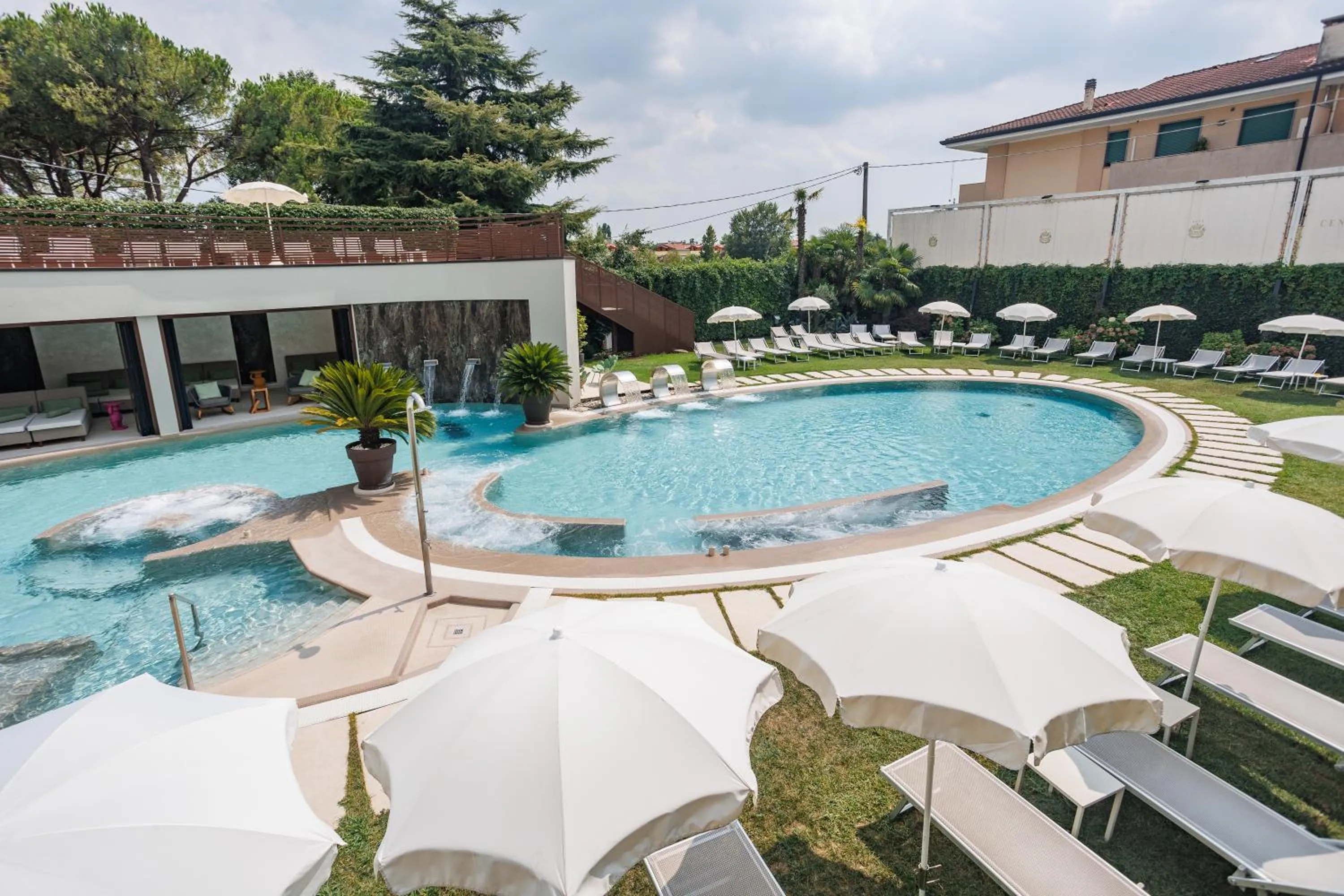 Swimming pool in Hotel Quisisana Terme
