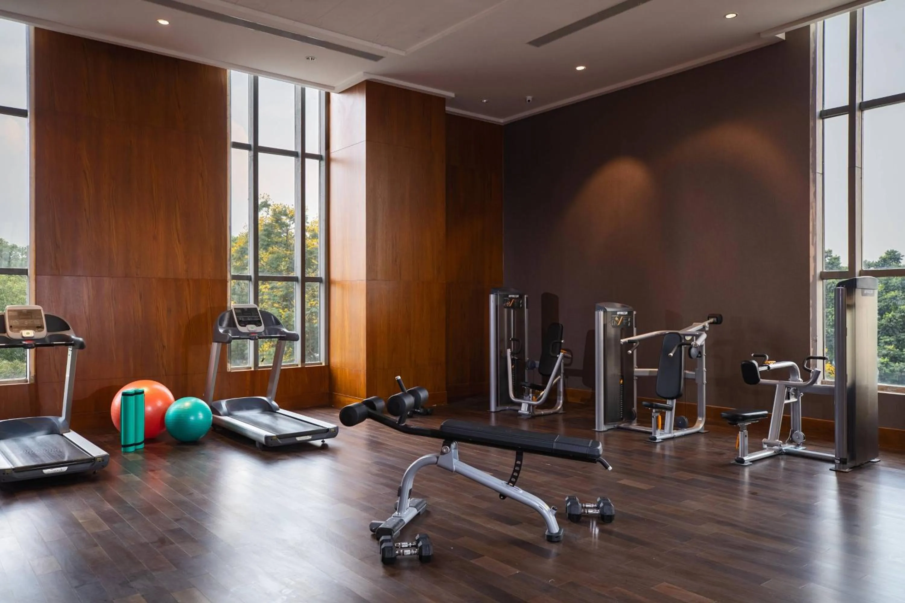 Fitness centre/facilities in Renaissance Bengaluru Race Course Hotel