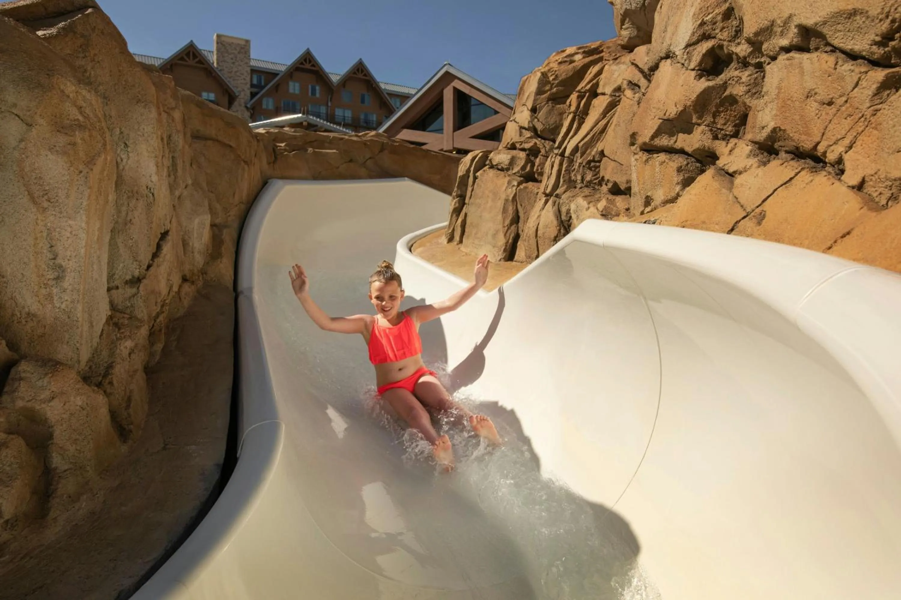 Area and facilities in Gaylord Rockies Resort & Convention Center