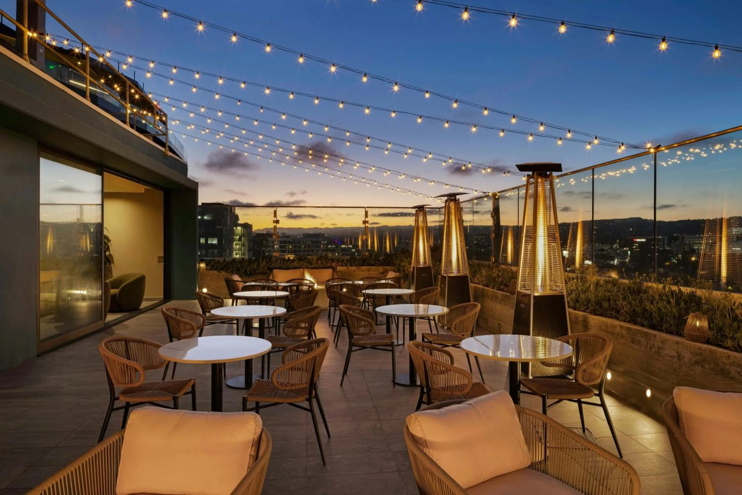 Lounge or bar in AC Hotel by Marriott Beverly Hills