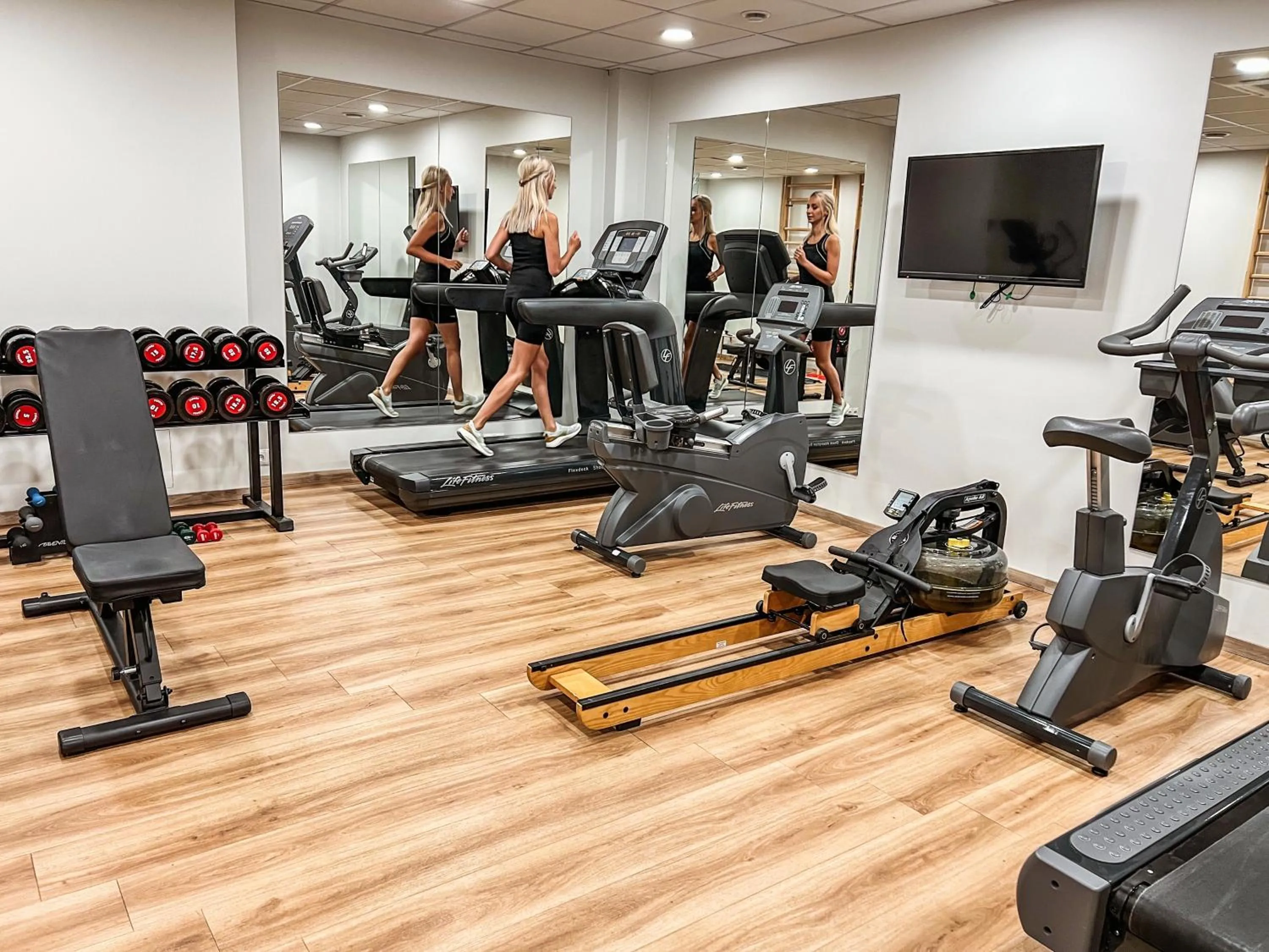 Fitness centre/facilities in Notera Hotel SPA