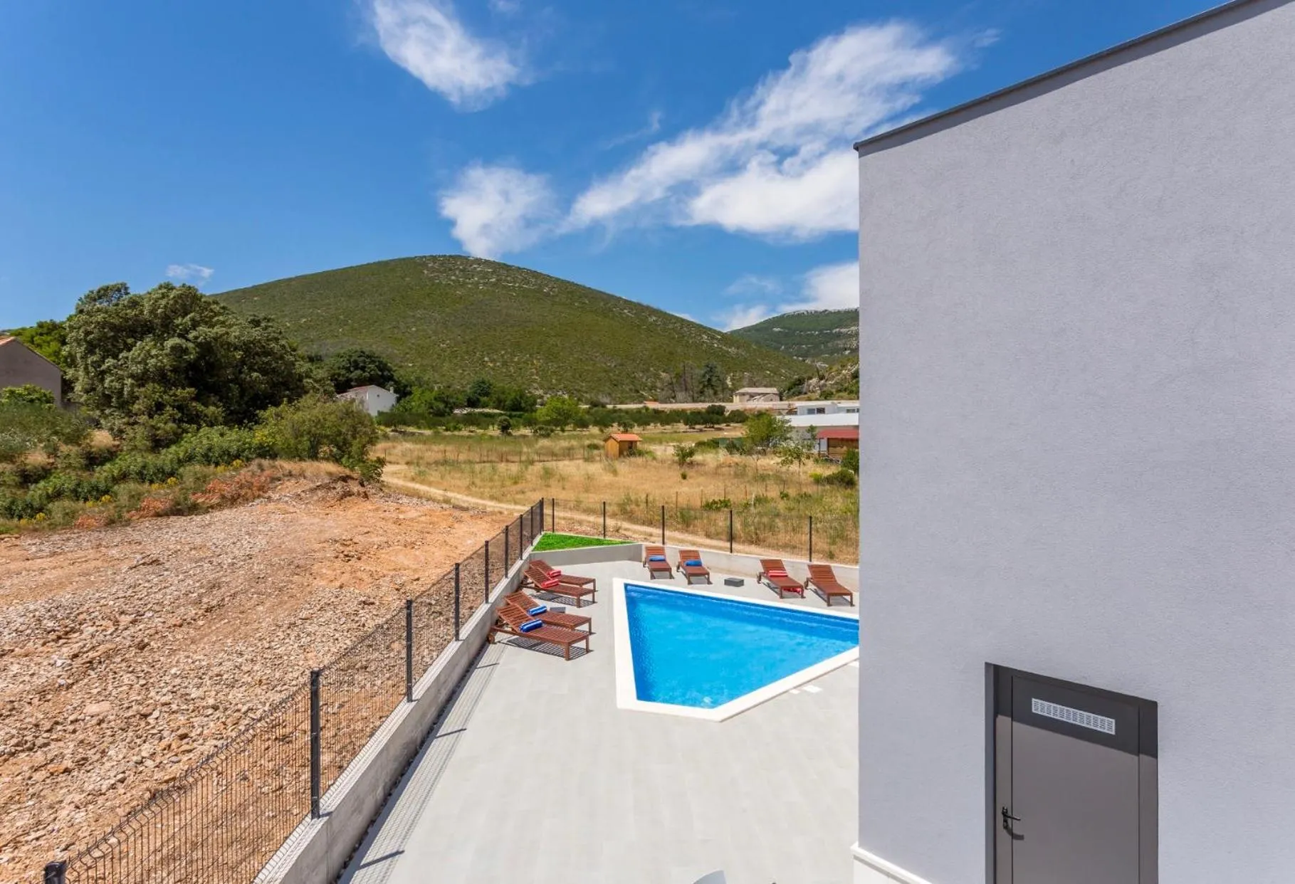 Pool view in Villa Mila Kastela