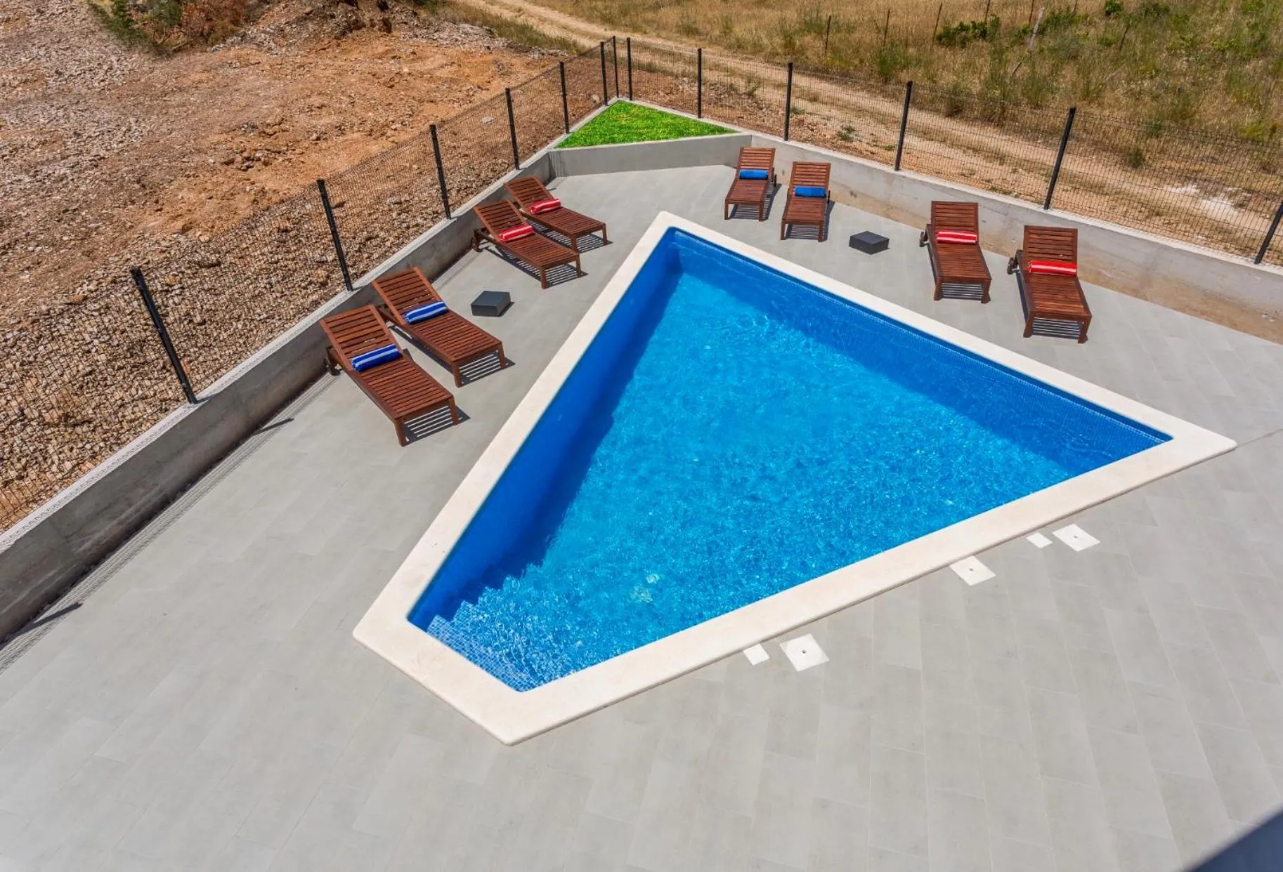 Swimming pool in Villa Mila Kastela