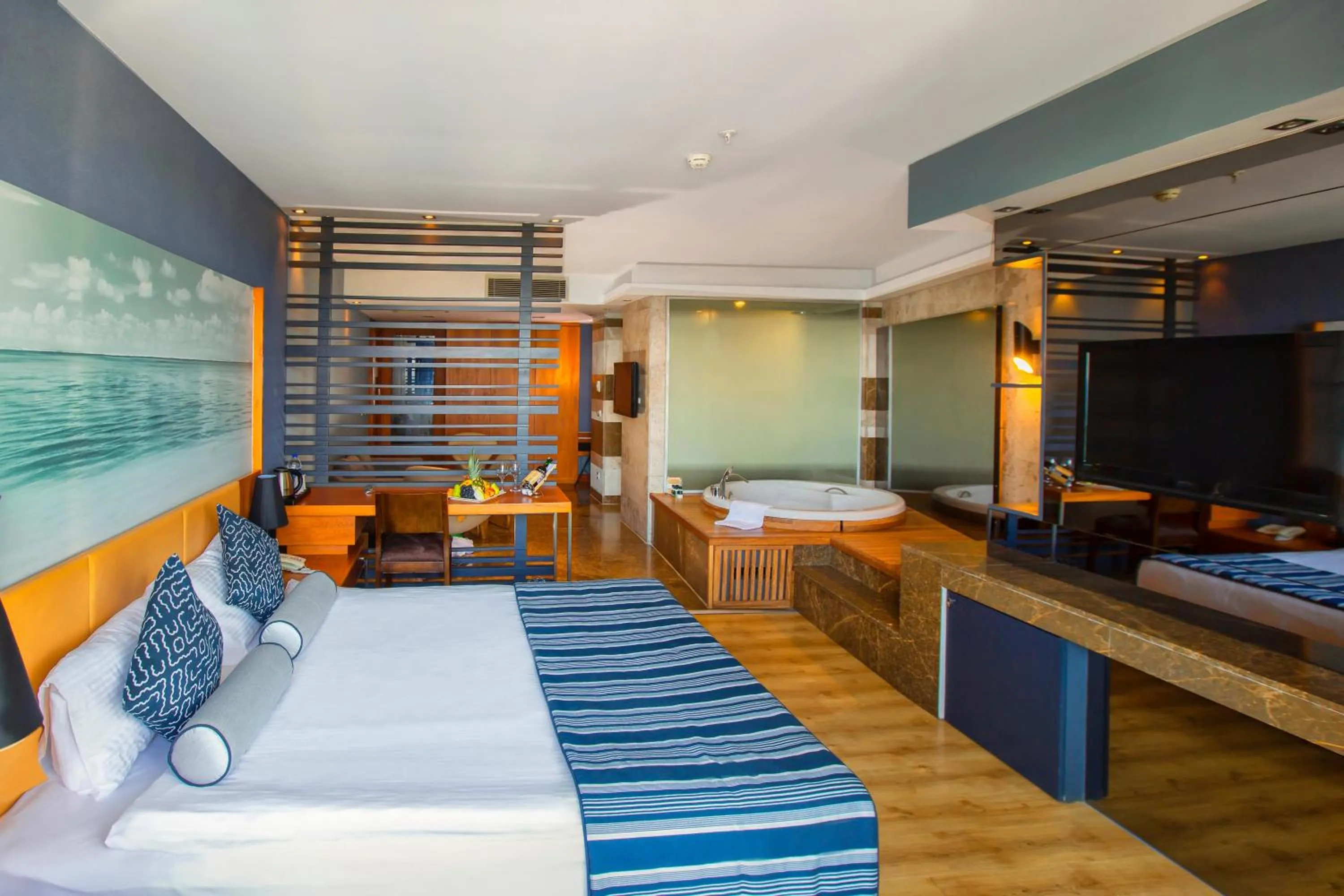 Photo of the whole room, Bed in Sherwood Blue Belek - Adults Only