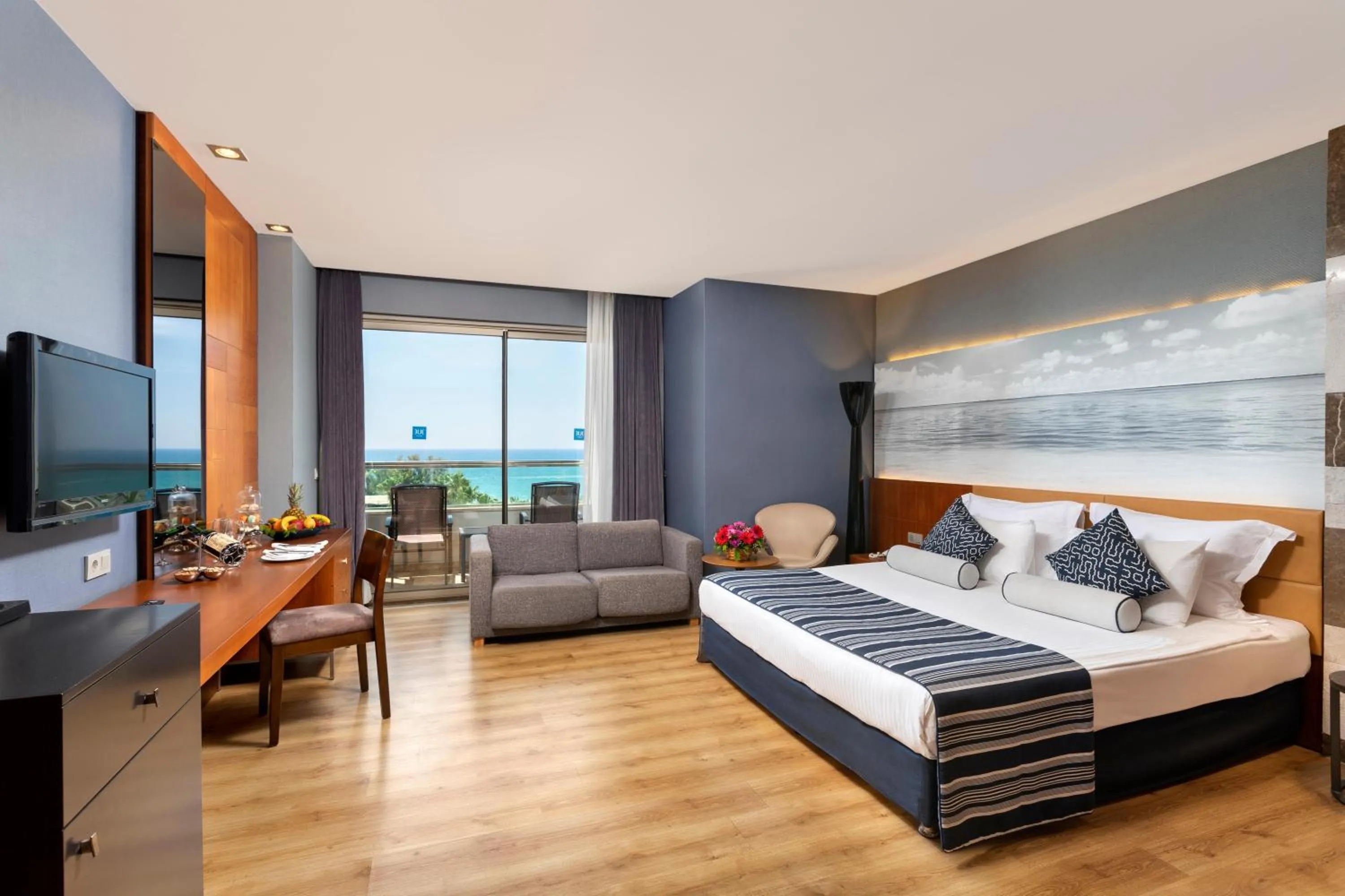 Photo of the whole room, Bed in Sherwood Blue Belek - Adults Only