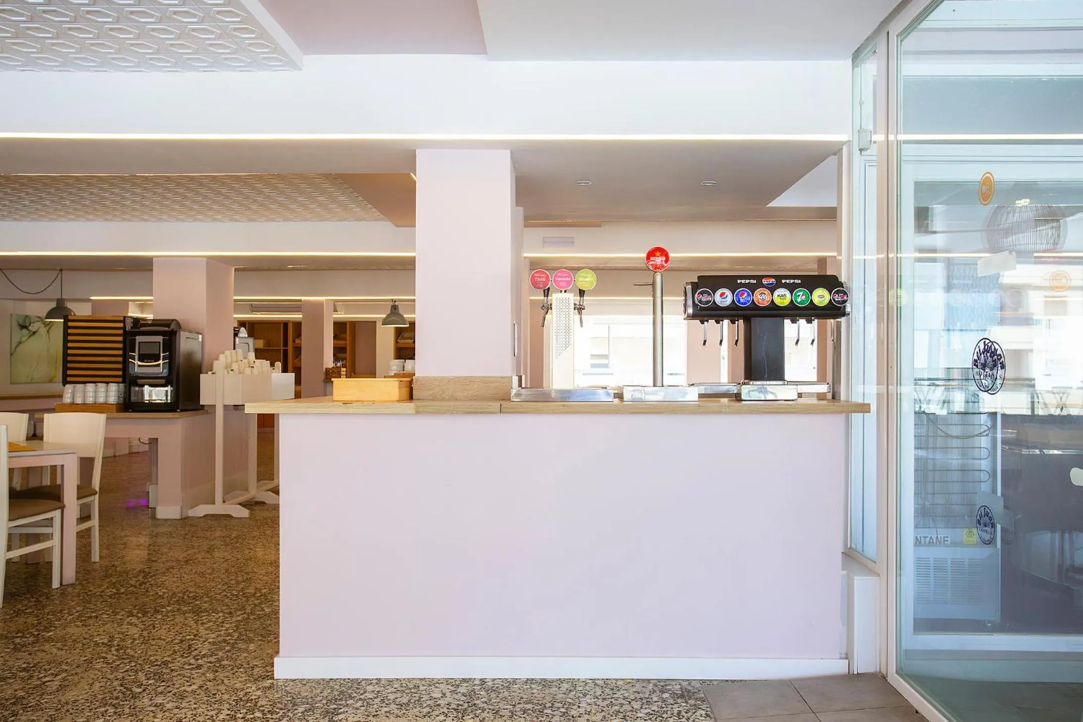 Restaurant/places to eat in BJ Playamar Hotel & Apartamentos