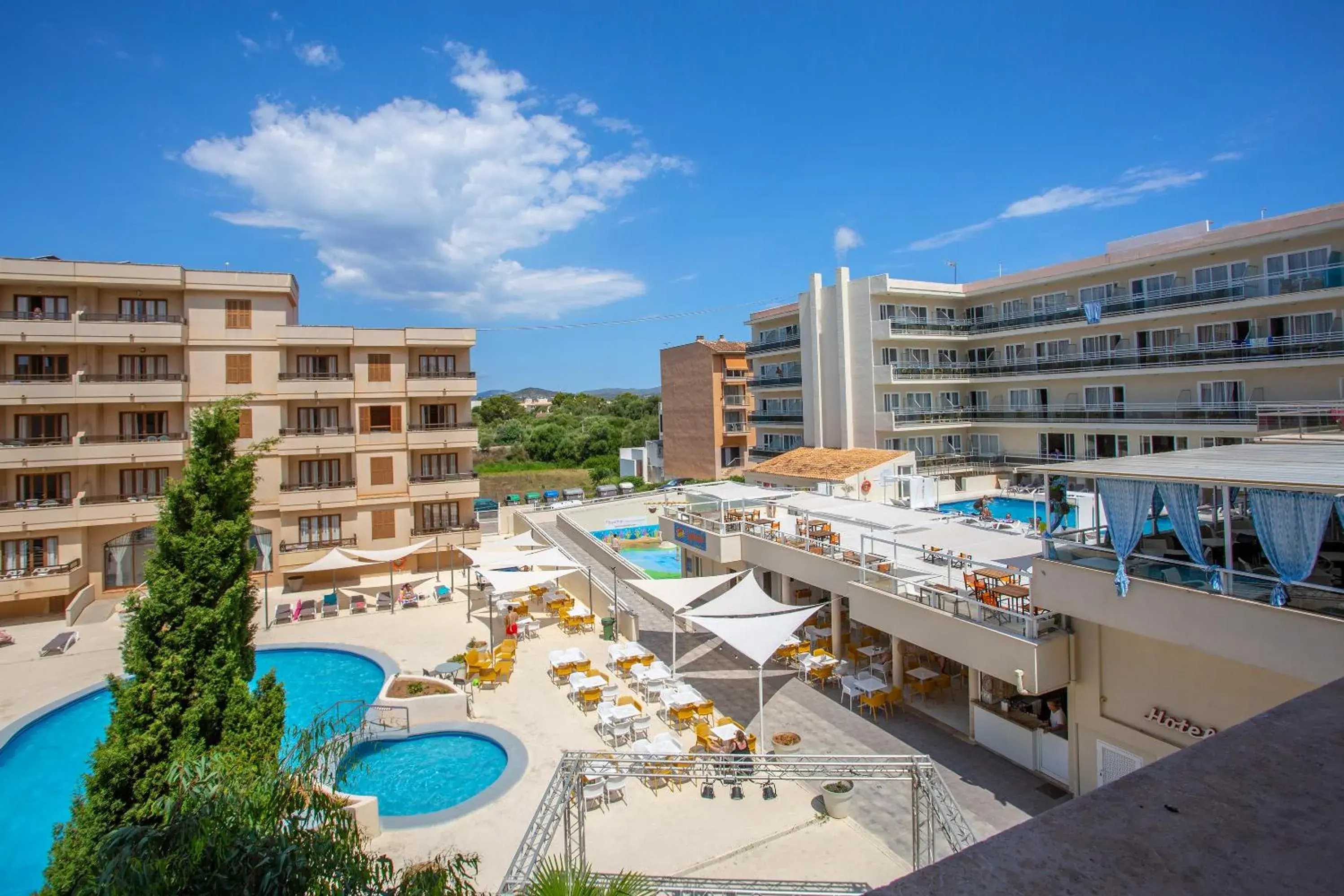 Property building in BJ Playamar Hotel & Apartamentos Property building in BJ Playamar Hotel & Apartamentos